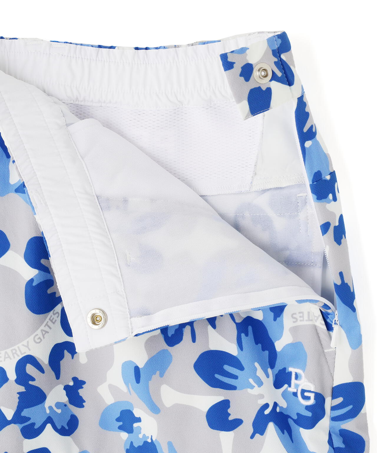 Peストレッチドビー中綿スカート ＜ラフ花ロゴ小柄＞