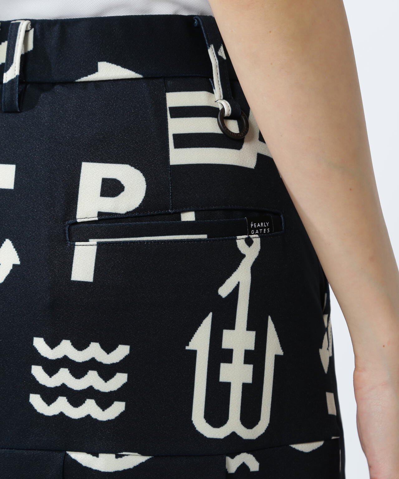 梨地スカート ＜アンカーロゴ総柄＞