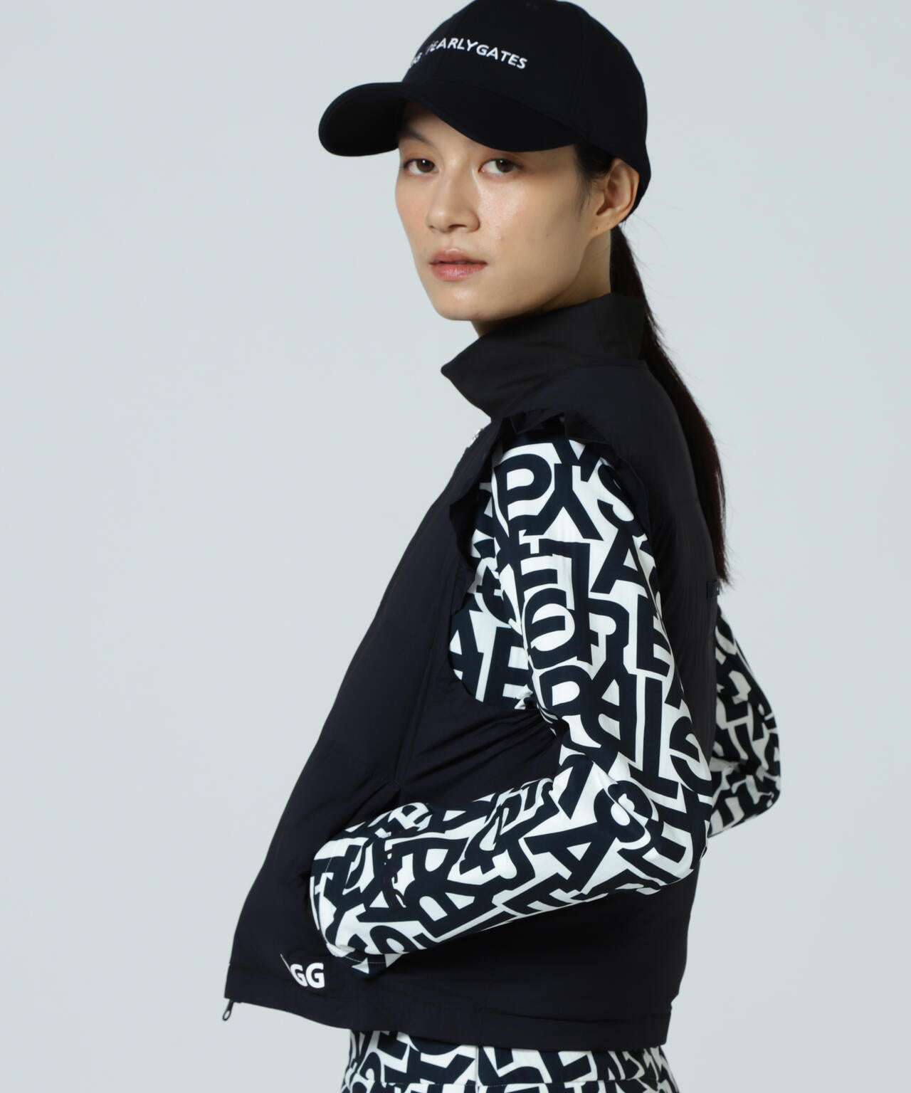 【PGG】【直営店舗&公式オンライン限定】Nyストレッチリップストップフルジップ中綿ベスト (LADIES)