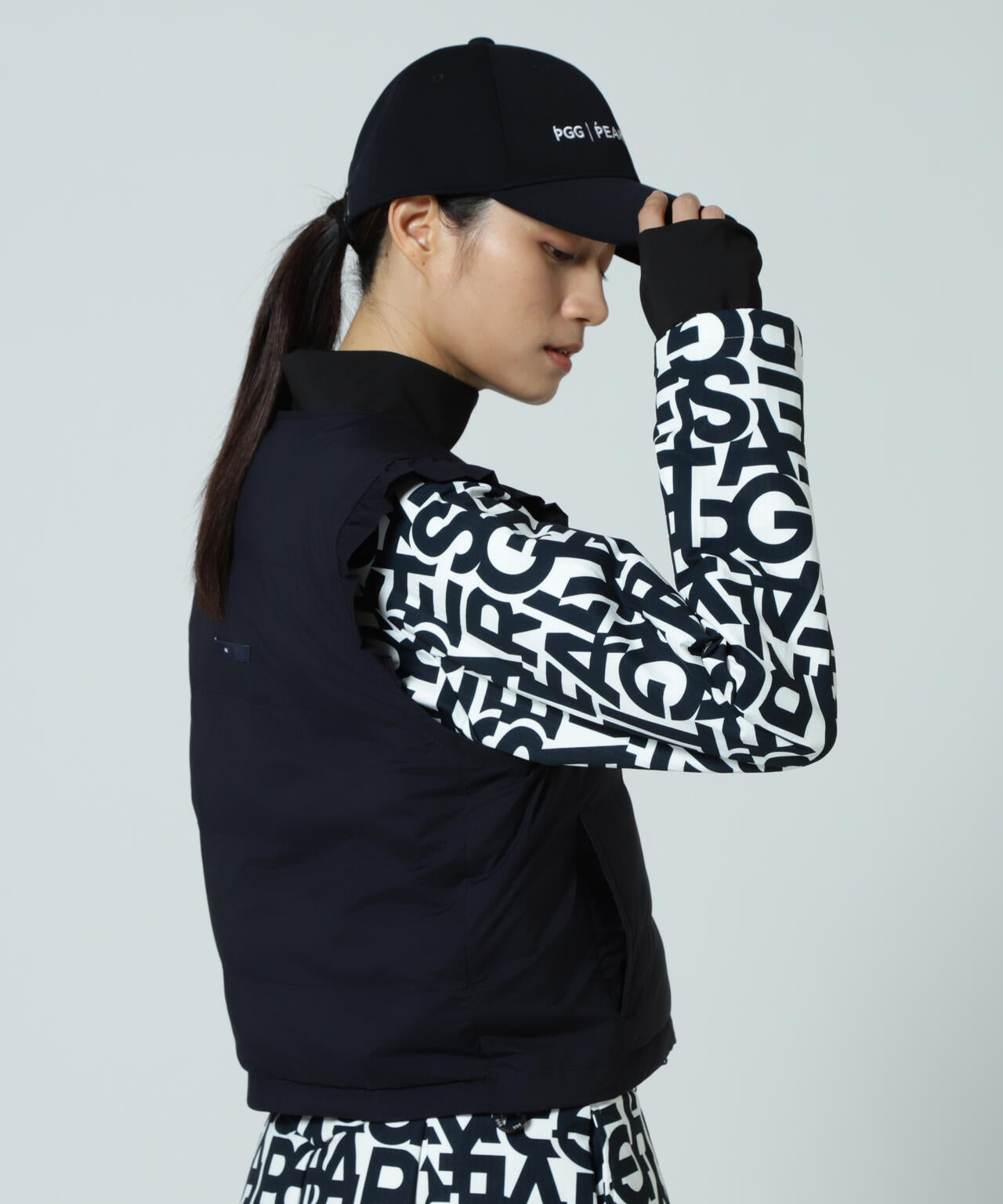 【PGG】【直営店舗&公式オンライン限定】Nyストレッチリップストップフルジップ中綿ベスト (LADIES)