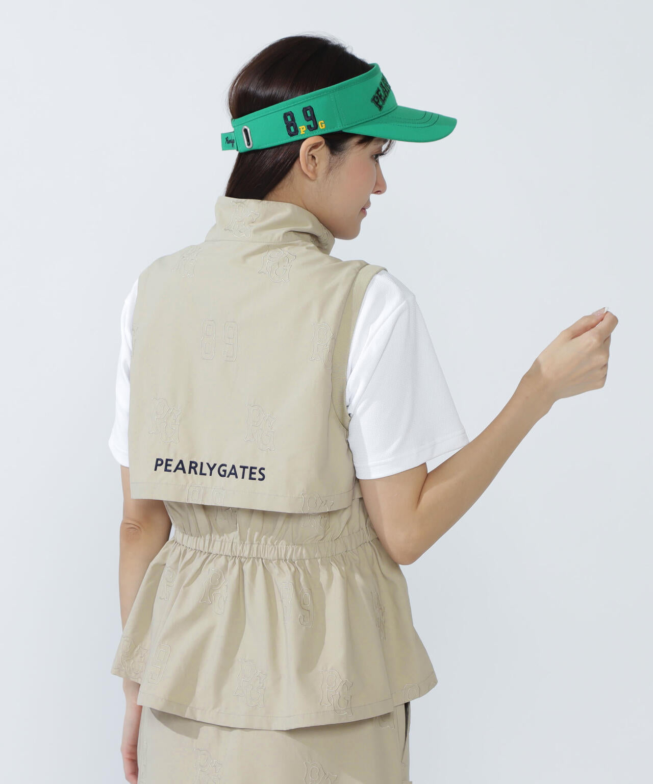 Peロゴ柄刺繍フルジップベスト | PEARLY GATES（パーリーゲイツ