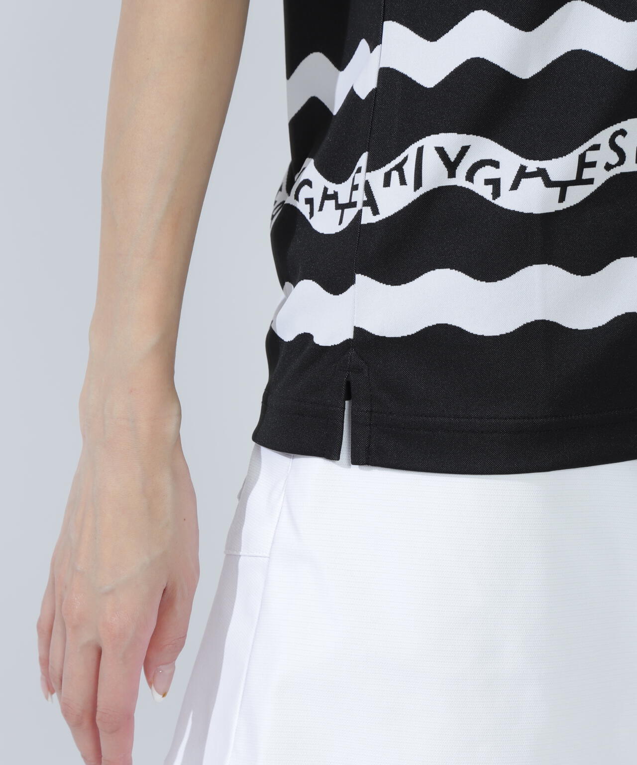 36Gパネルジャガード半袖ポロシャツ ＜ウェーブロゴボーダー柄＞