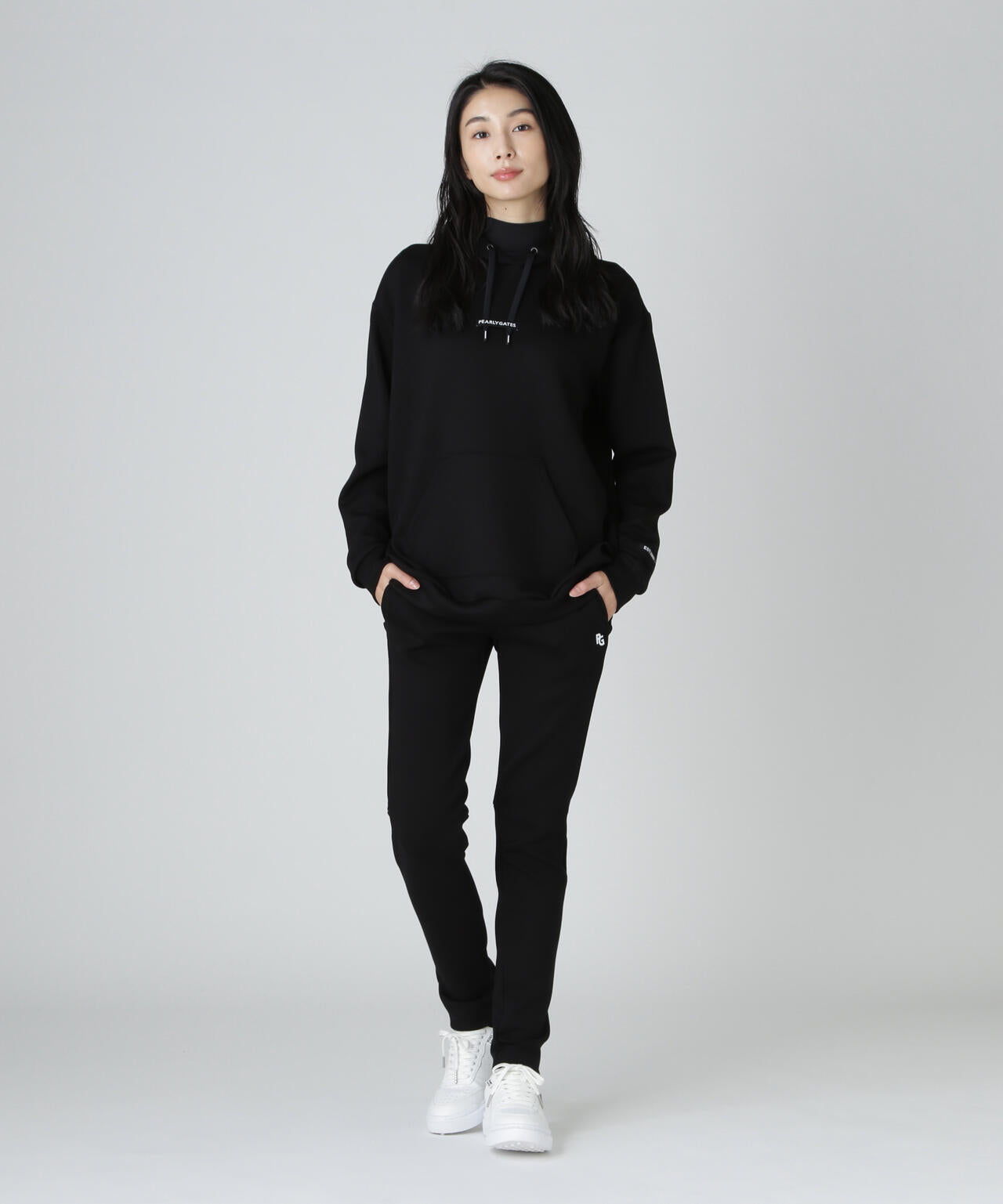 ダンボールフーディプルオーバー