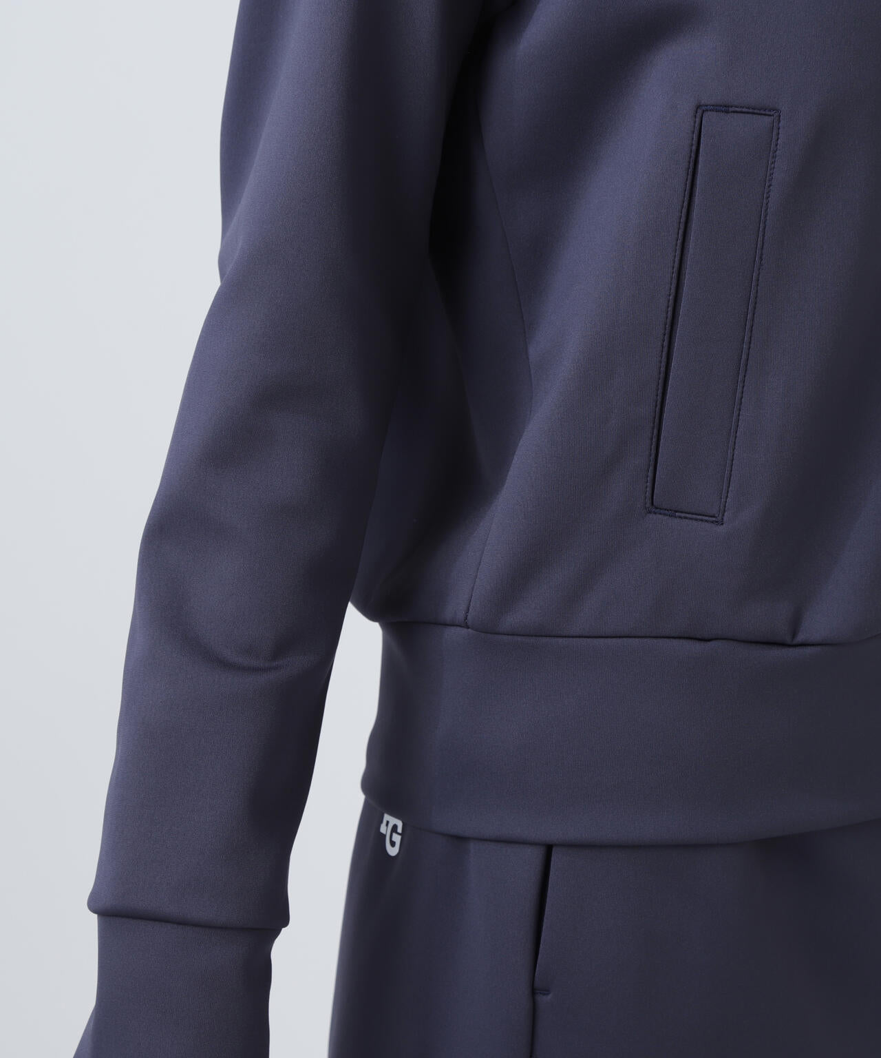 スタイルプラスAIRフルジップフーディ