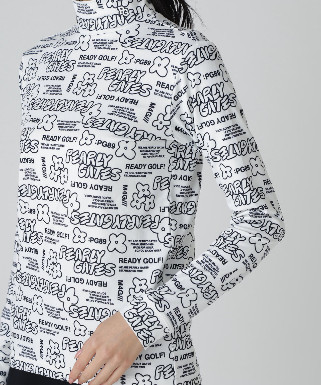 裏起毛ベア天竺長袖ハイネックカットソー ＜ロゴ×花柄プリント＞