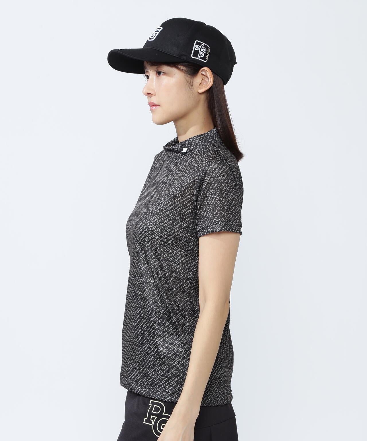 KAZEメッシュ半袖ハイネックカットソー ＜ロゴバイヤスボーダー柄＞