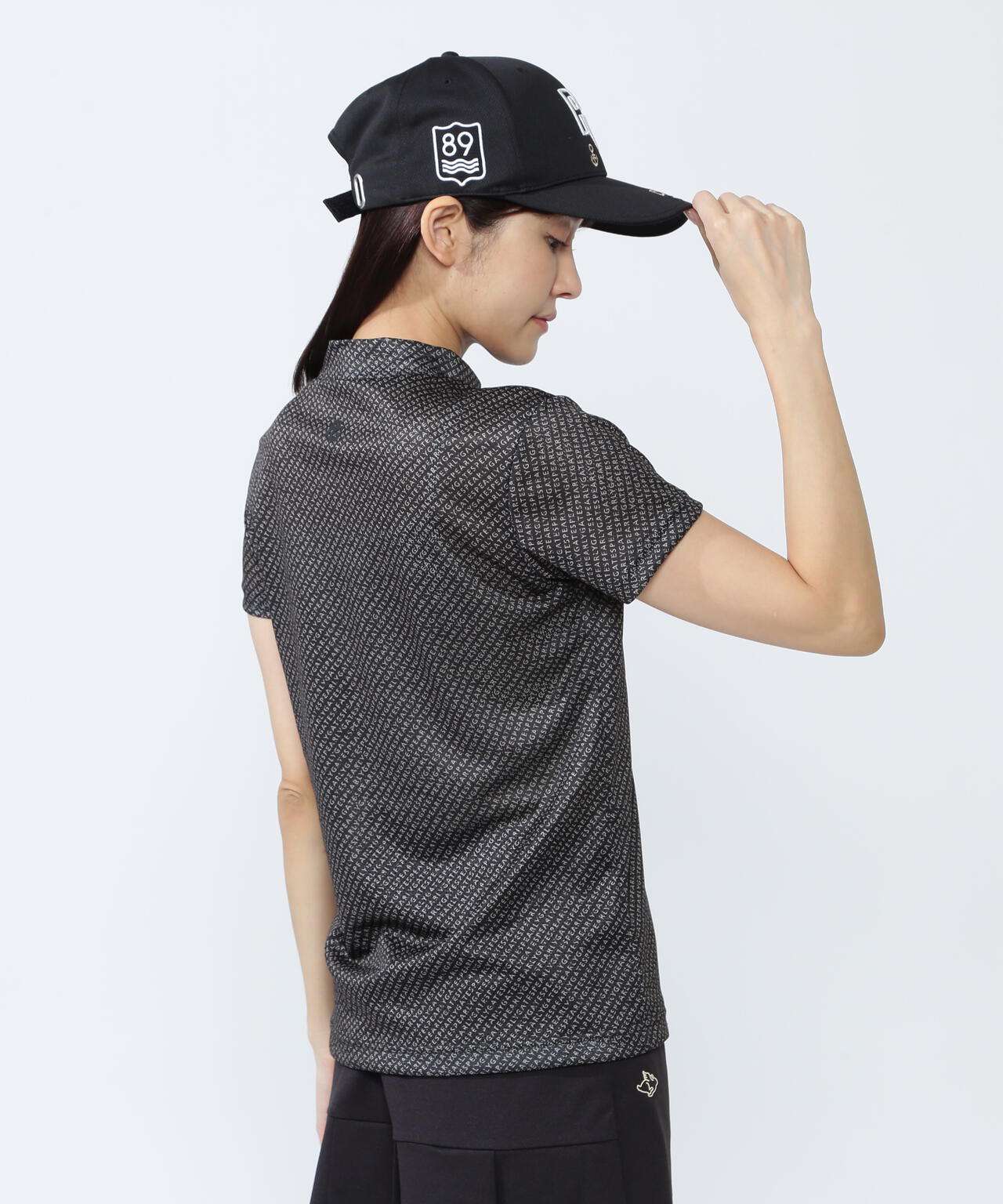 KAZEメッシュ半袖ハイネックカットソー ＜ロゴバイヤスボーダー柄＞