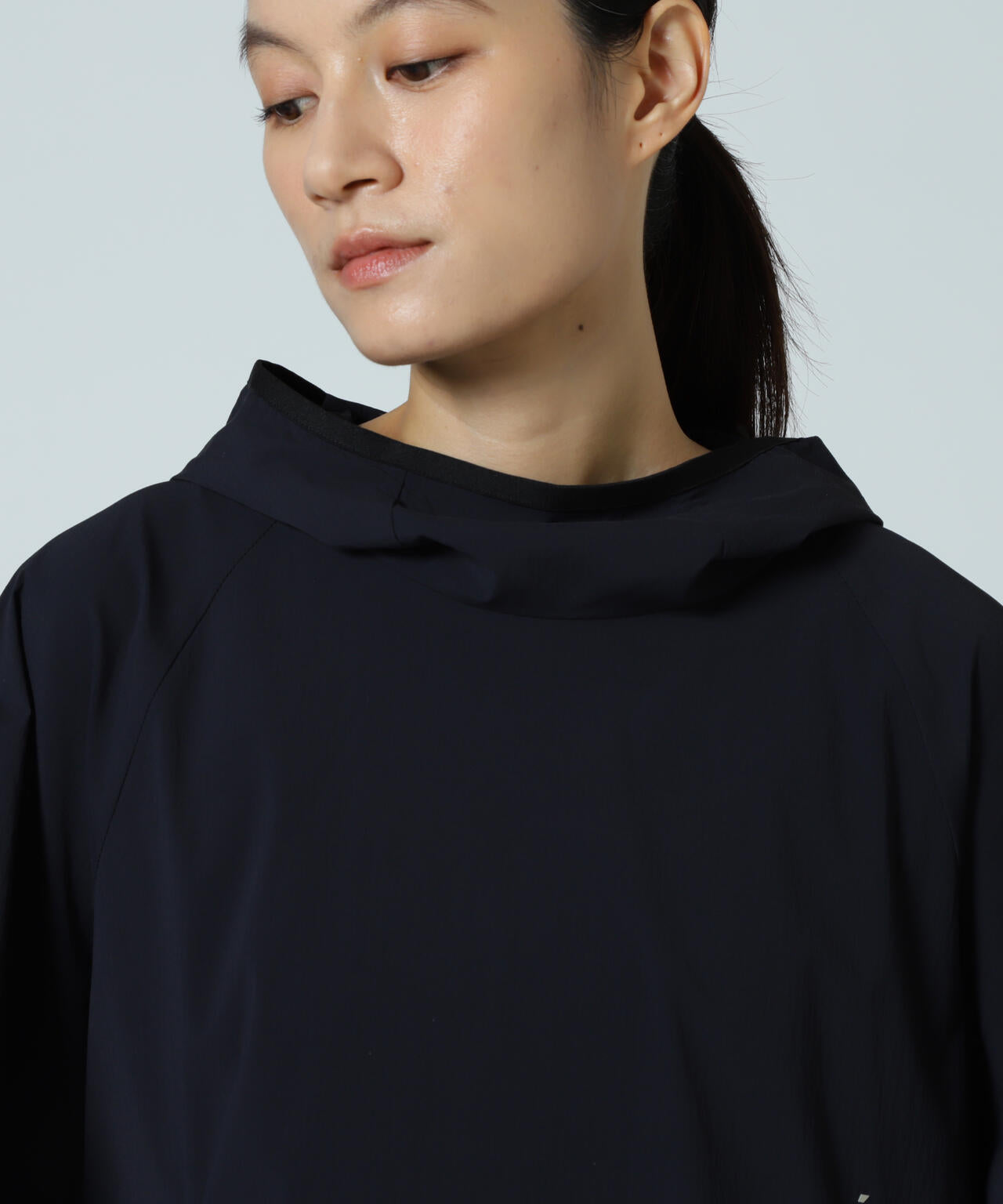 【PGG】【直営店舗&公式オンライン限定】Nyストレッチリップストップ半袖フーディプルオーバー (LADIES)