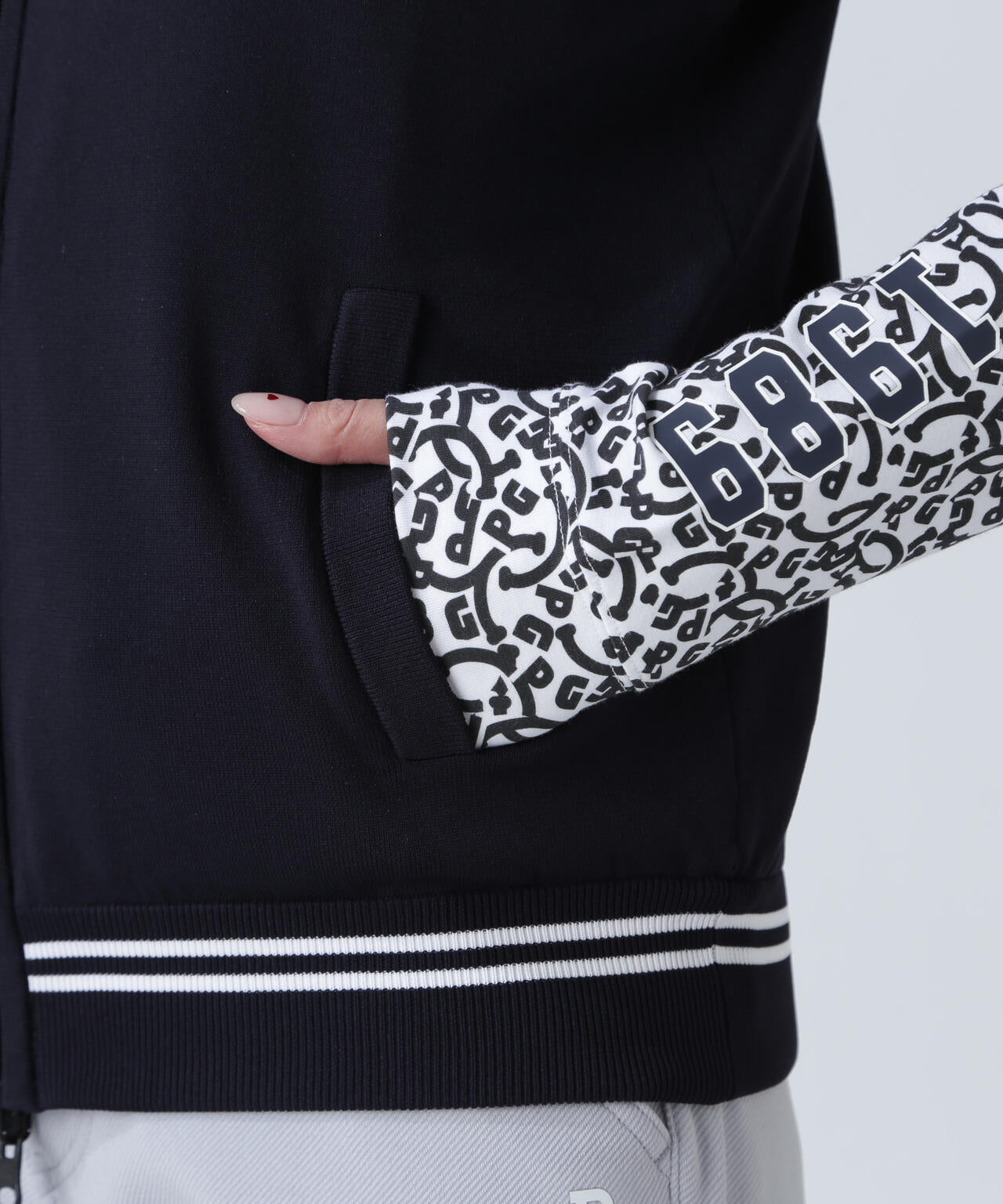 ジャガードリバーシブル フルジップフーディニットベスト