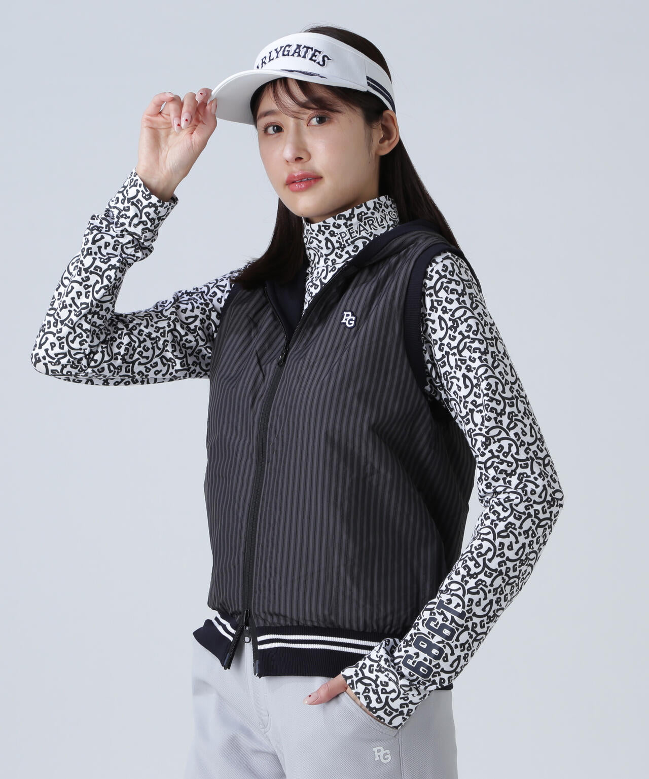 ジャガードリバーシブル フルジップフーディニットベスト