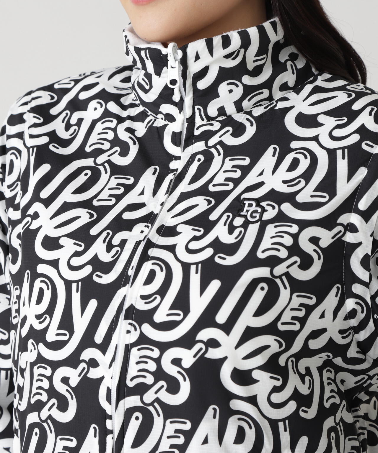 Nyストレッチリップストップ×超KARUISHI中綿リバーシブルスタンドブルゾン ＜ぷにぷにロゴ柄＞