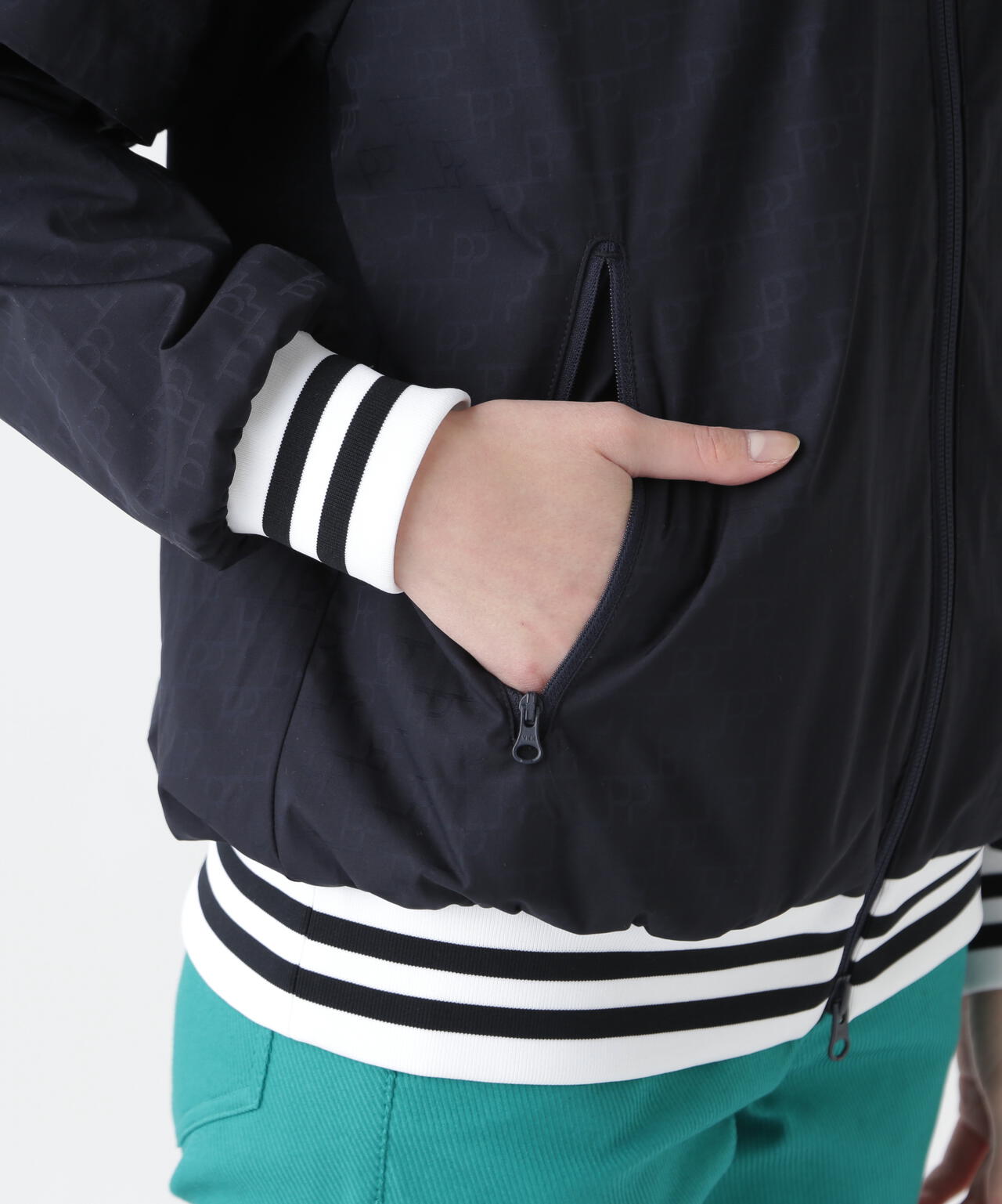 ロゴジャガードポリエステルタフタジップアップブルゾン | PEARLY