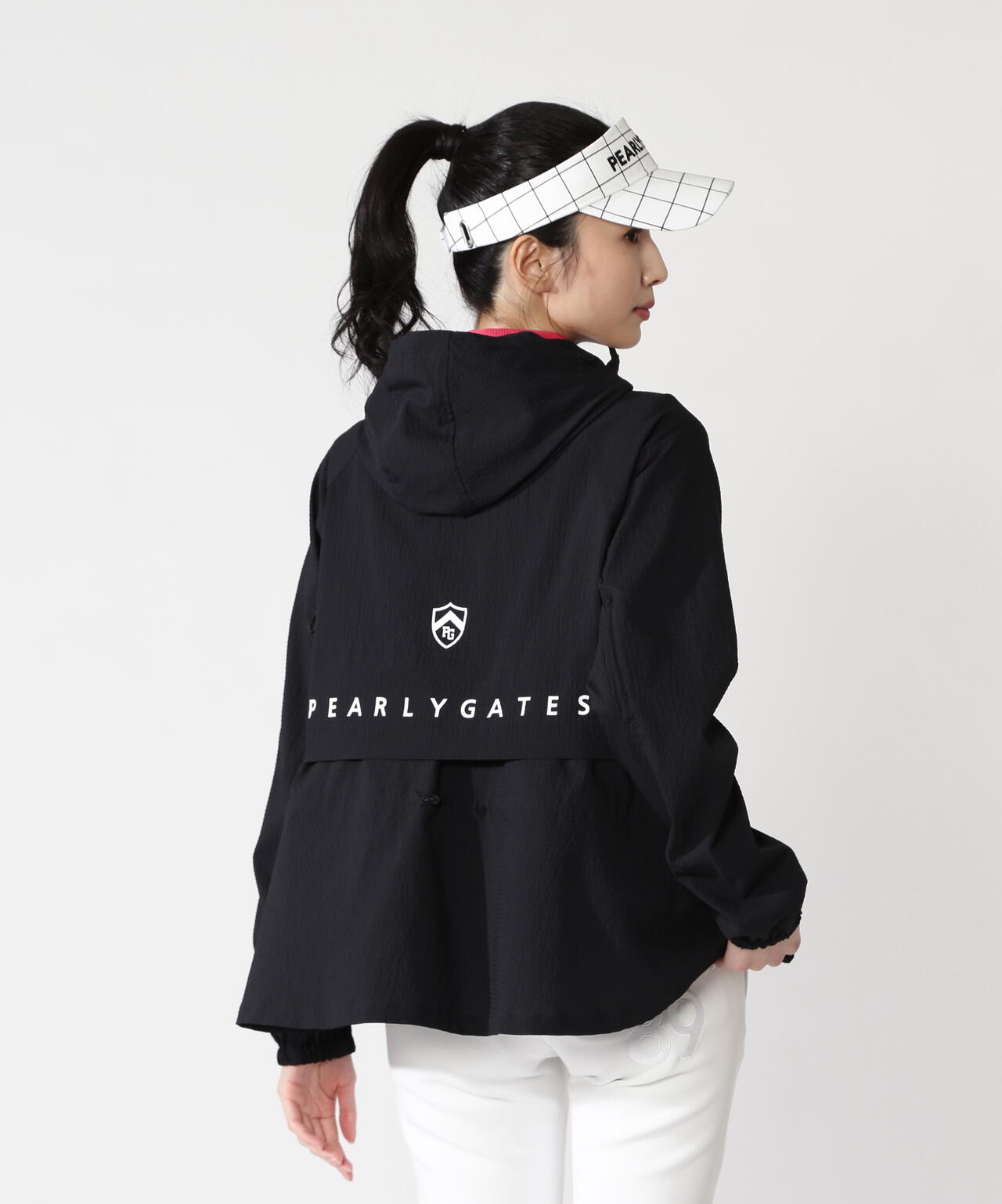 T:171cm/B:77/W:59・H:87 着用サイズ：1