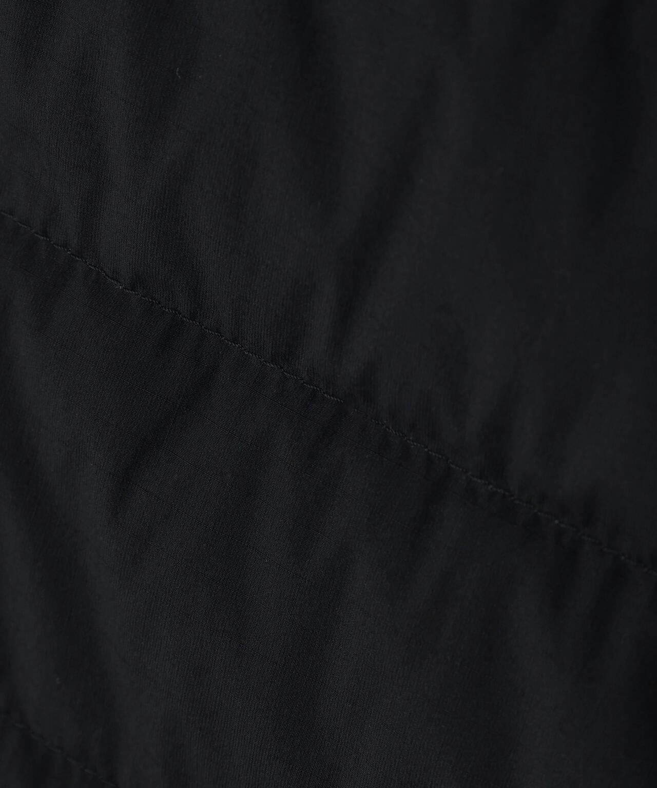 ナイロンストレッチリップレイヤードスニード