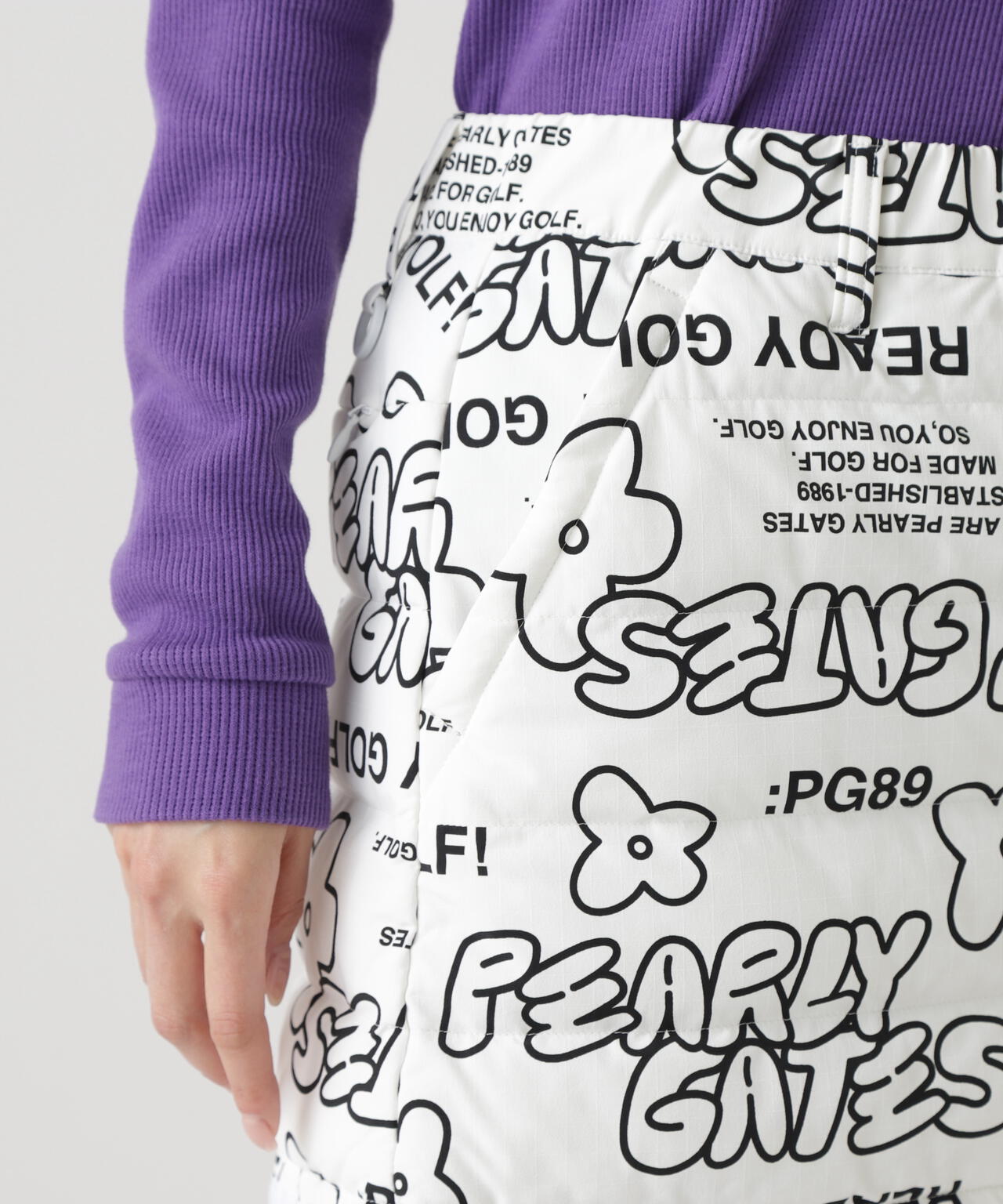 NyストレッチBIGリップストップ中綿ラップ風スカート ＜ロゴ×花柄＞