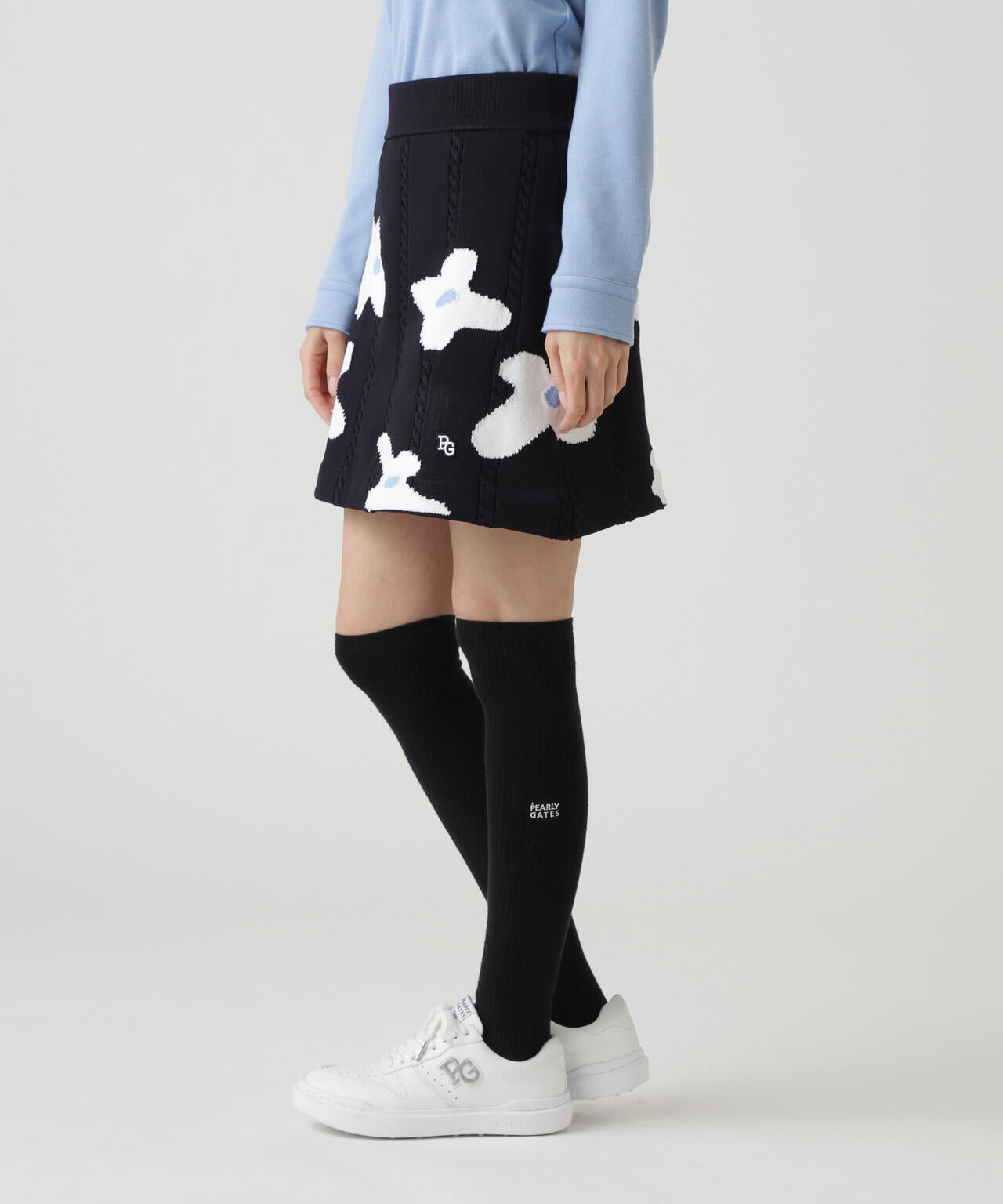 【セットアップ】パーリーゲイツ　繊細花柄　ニット　スカート ゴルフ　レディース アラン柄×インターシャニットスカート ＜ランダム編みフラワー柄