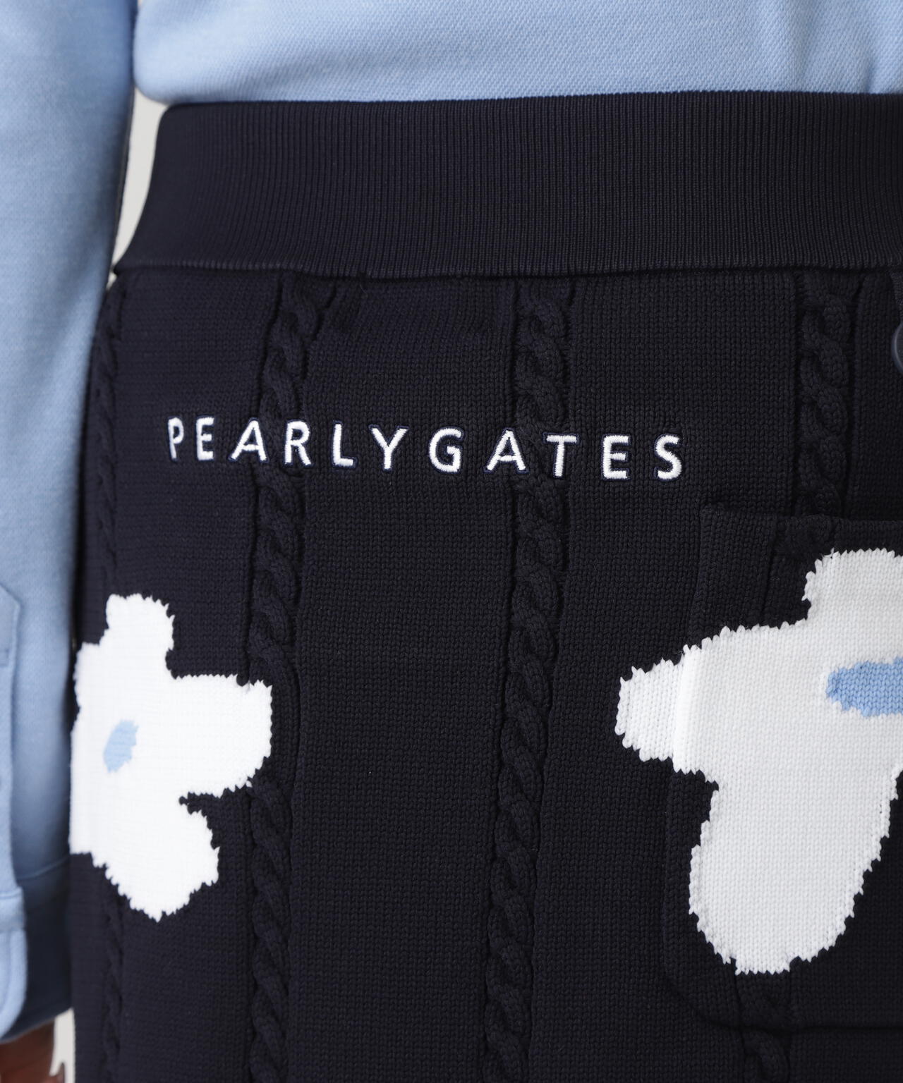 アラン柄×インターシャニットスカート ＜ランダム編みフラワー柄＞