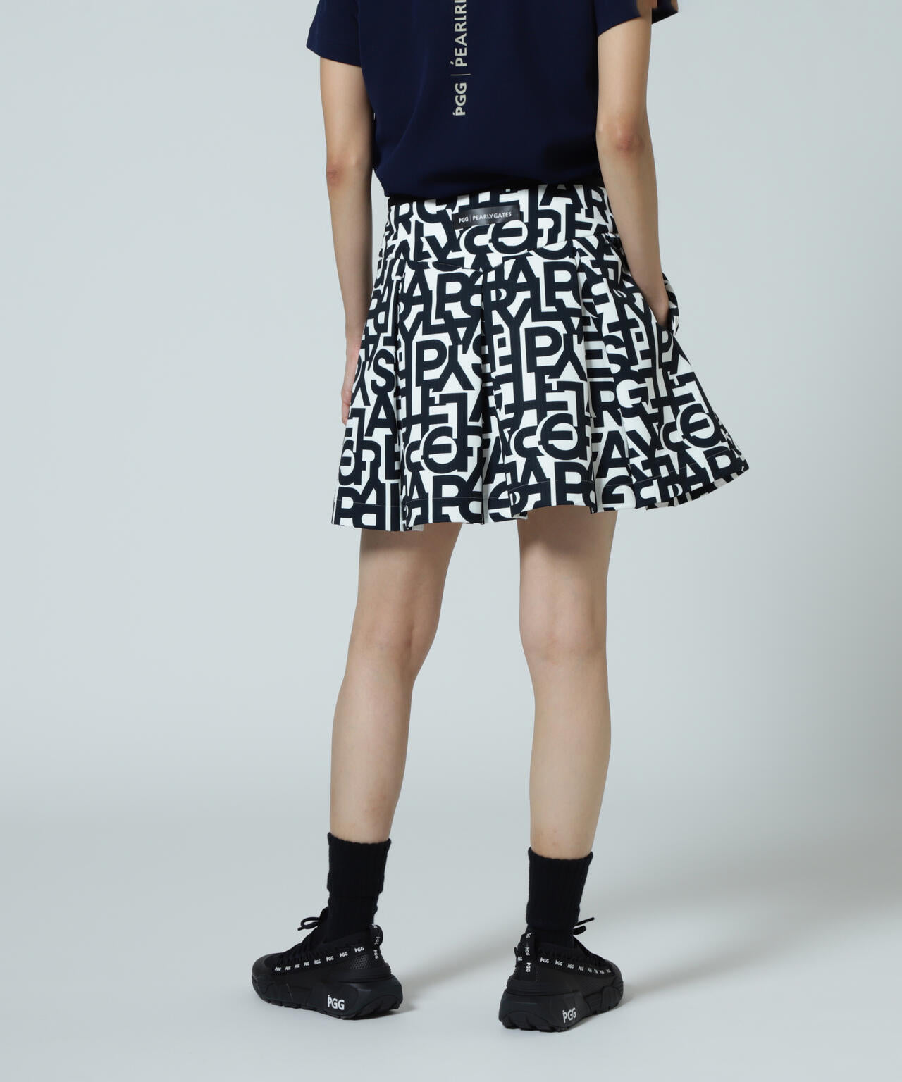 PGG】【直営店舗&公式オンライン限定】テクニカルストレッチ裏キルト調