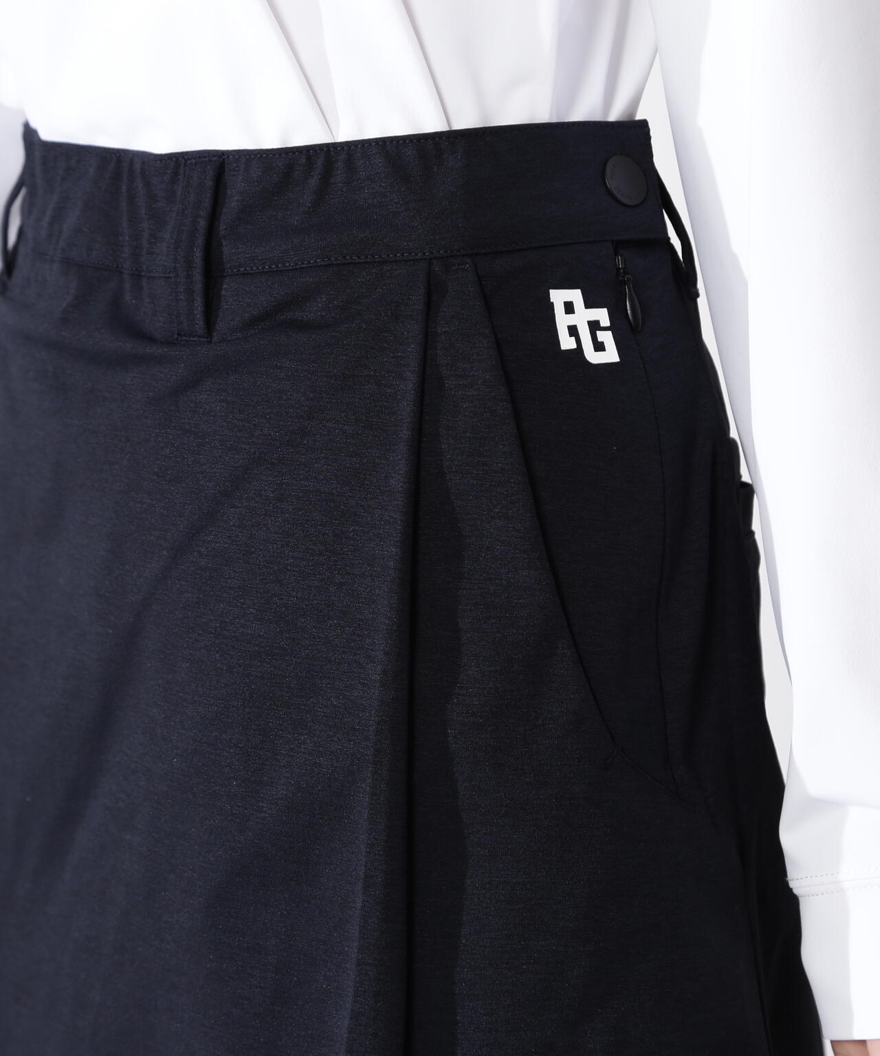 166cm B:80 W:60 H:83 着用サイズ：1