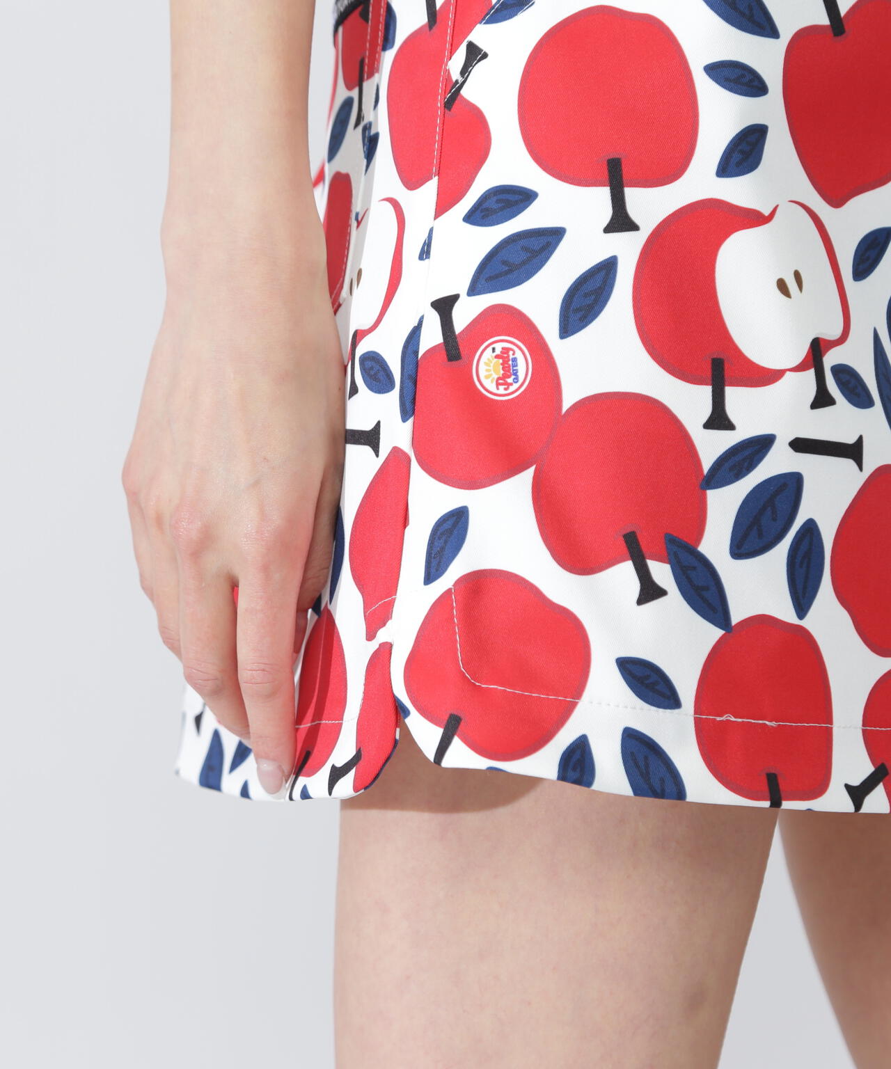 りんご総柄Peストレッチチノスカート