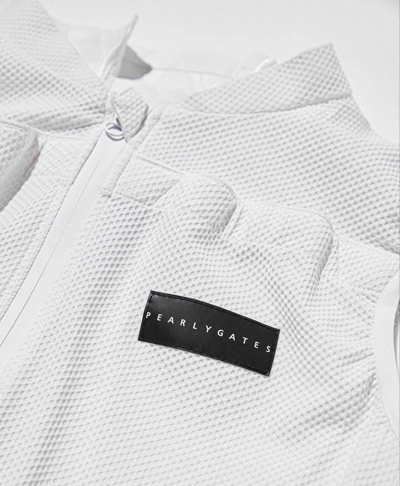 ファン＆ペルチェ付きディンプルメッシュストレッチラミネート