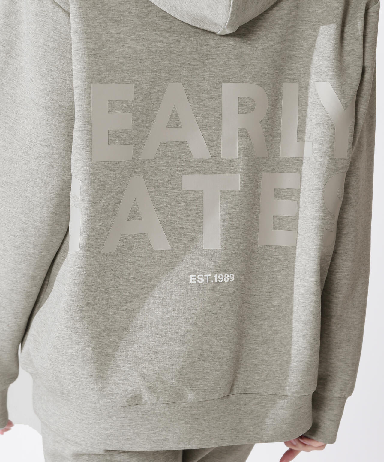 166cm B:80 W:60 H:83 着用サイズ：1