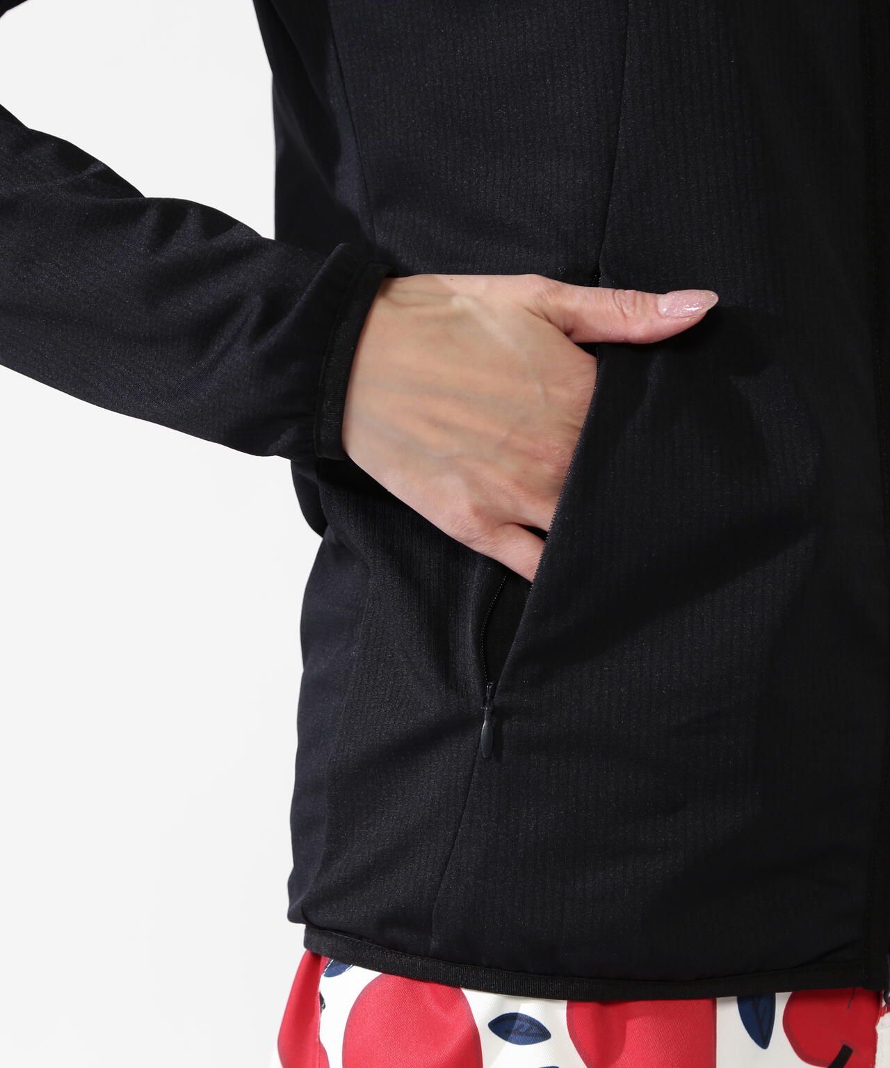 166cm B:80 W:60 H:83 着用サイズ：1