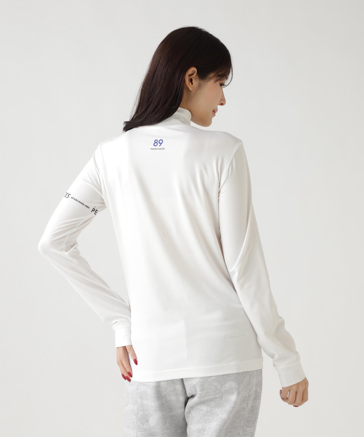 パーリーゲイツ　長袖ハイネックカットソー　新品　ホワイト　サイズM(1)　正規品 パーリーゲイツ 長袖ハイネックカットソー 新品 ホワイト サイズM(1