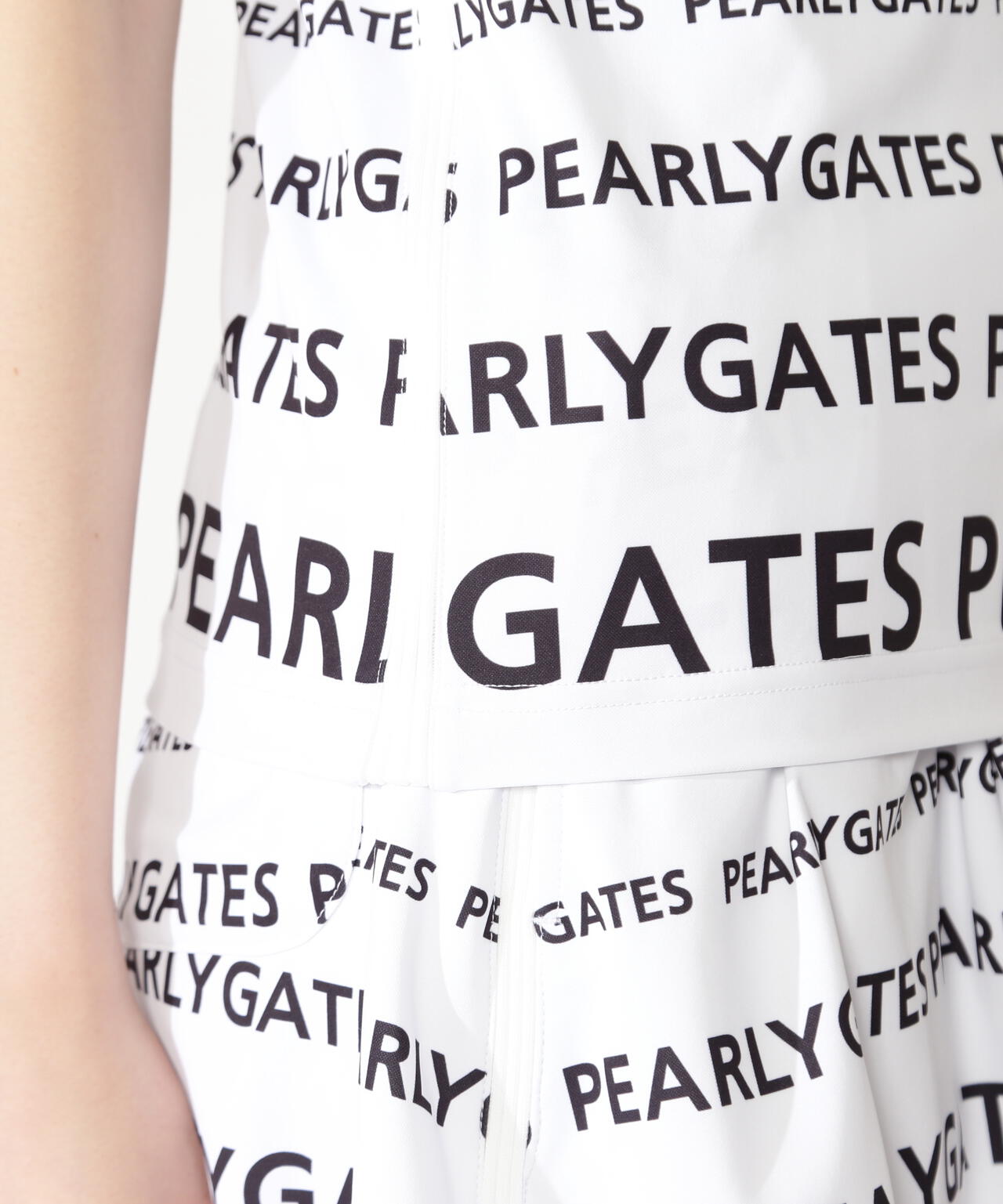 パーリーゲイツ新品タグ付ボーダートップスPEARLYGATES ランダムロゴボーダー柄スムース風ミニカノコ半袖ハイネックカットソー
