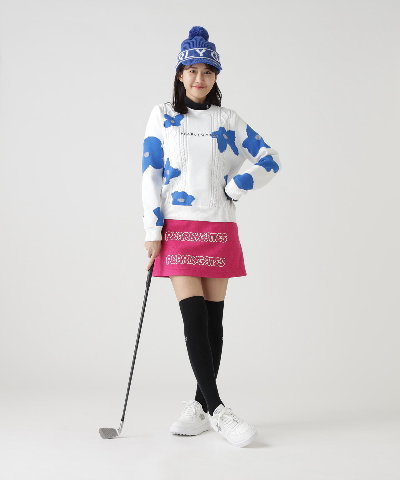 アラン柄×インターシャ クルーネックニットプルオーバー ＜ランダム編みフラワー柄＞