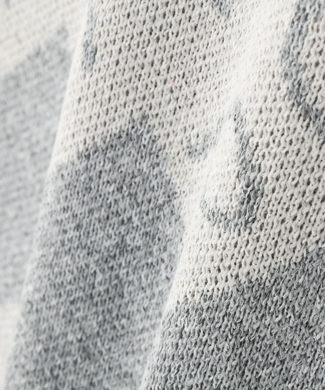 ダブルJQロゴギザボーダー柄タートルネックニットプルオーバー