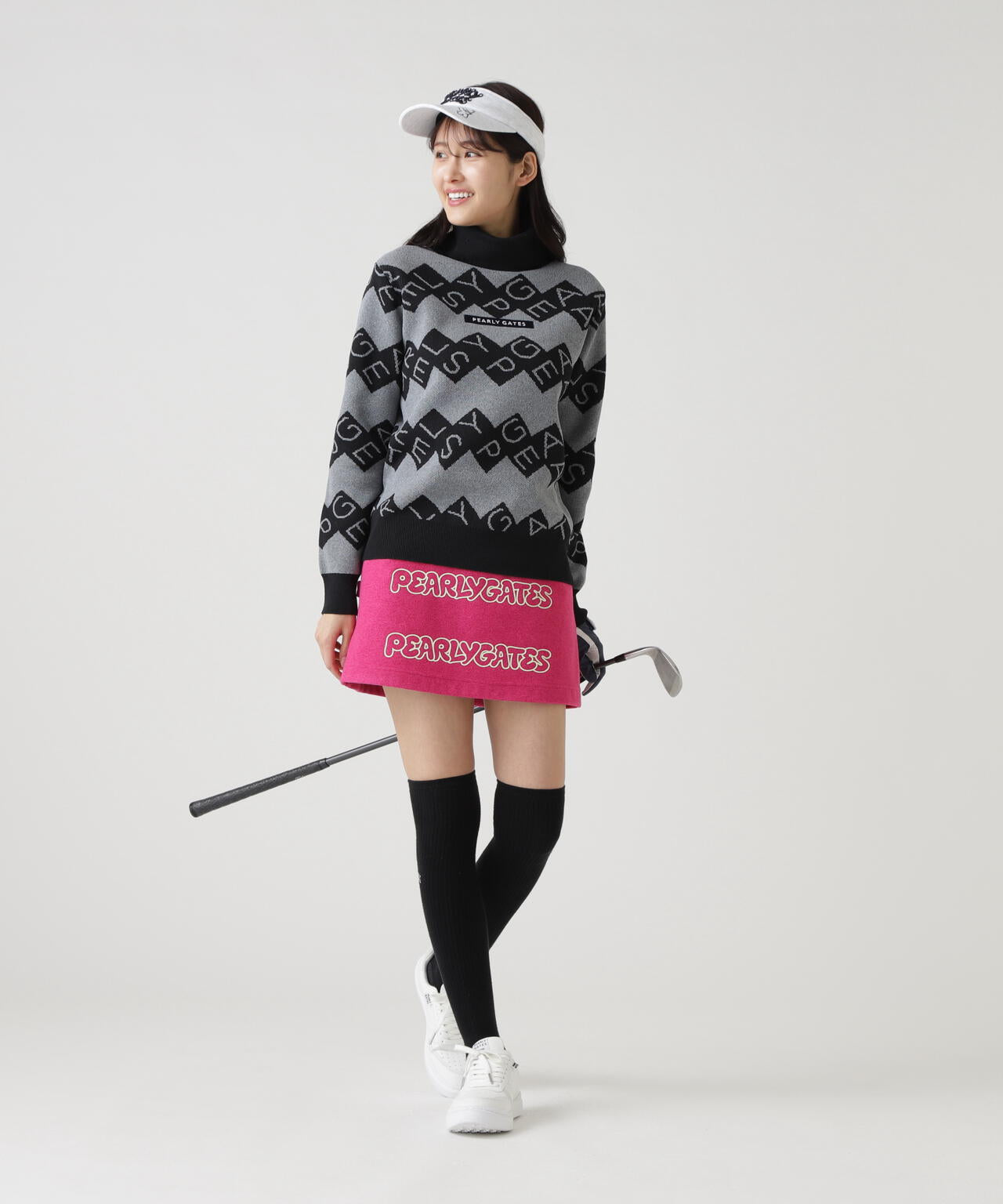 ダブルJQロゴギザボーダー柄タートルネックニットプルオーバー