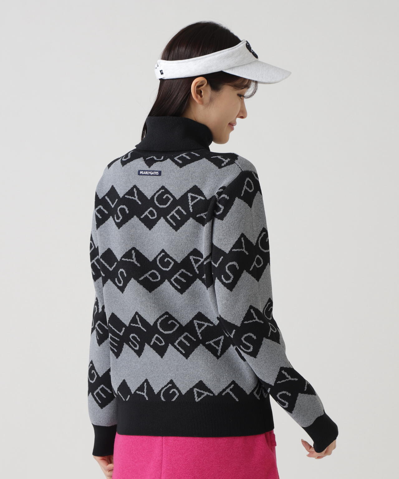 ダブルJQロゴギザボーダー柄タートルネックニットプルオーバー