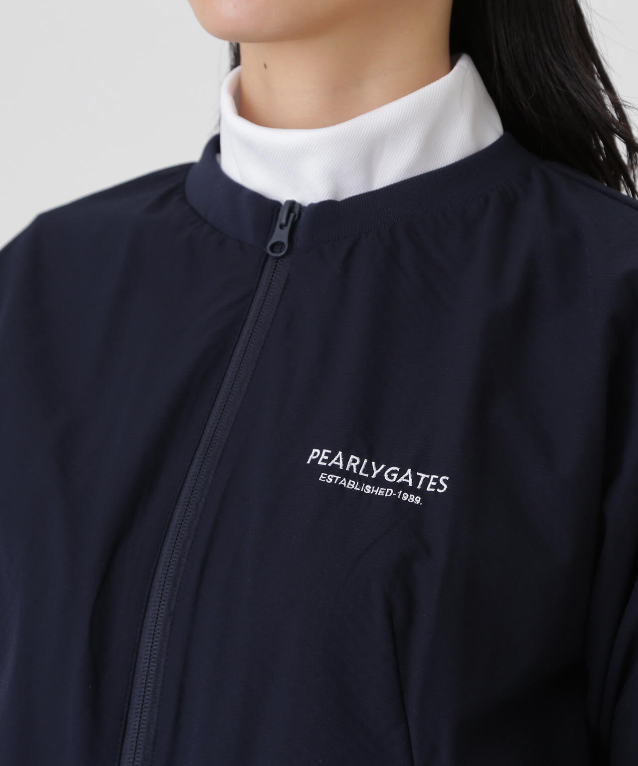 Peメカニカルストレッチ手裏剣ジャガードクルーネックブルゾン (WOMENS