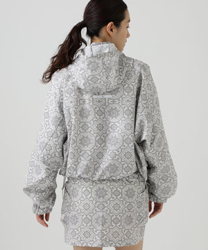 165cm/B:77cm/W:57cm/H:79cm 着用サイズ：1
