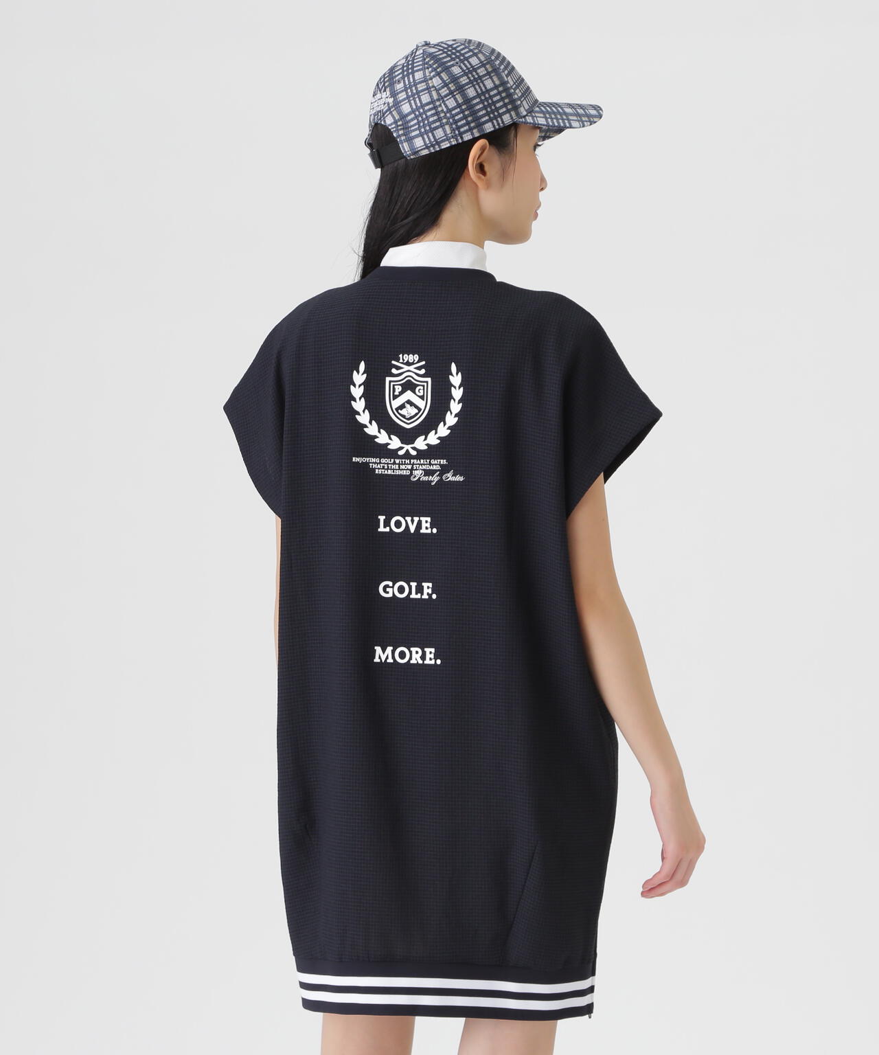 0 パーリーゲイツ 定価4.6万 シワ防止 ワンピース ビッグロゴ ネイビー 4WAY高通気Wovenフレンチワンピース (WOMENS) | PEARLY GATES