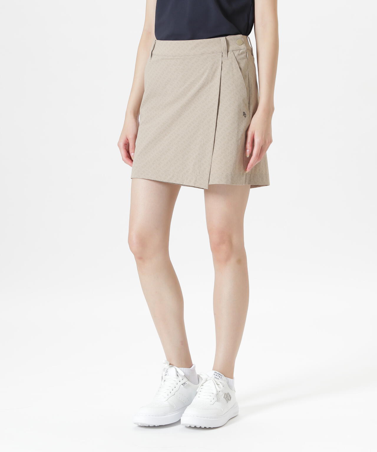 ナイロンストレッチKAZEショートパンツ ＜ロゴ総柄＞ | PEARLY GATES