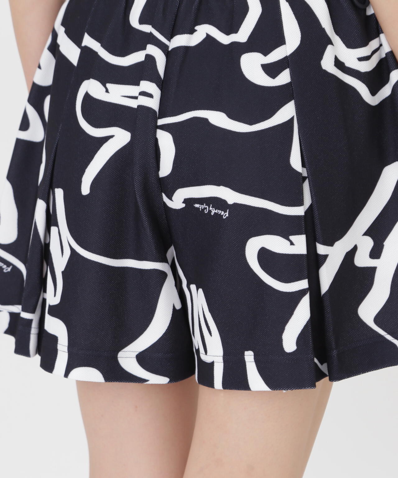Wハニカムストレッチショートパンツ ＜変形ウサギ柄＞ (WOMENS