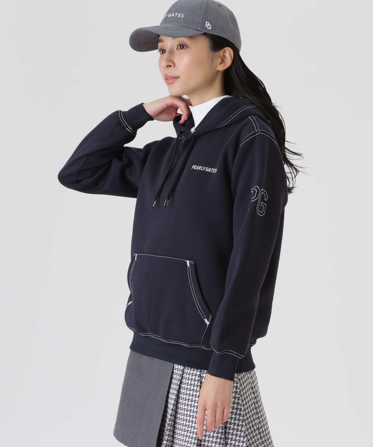 Pe/R変形ダンボールフーディプルオーバー (WOMENS) | PEARLY GATES