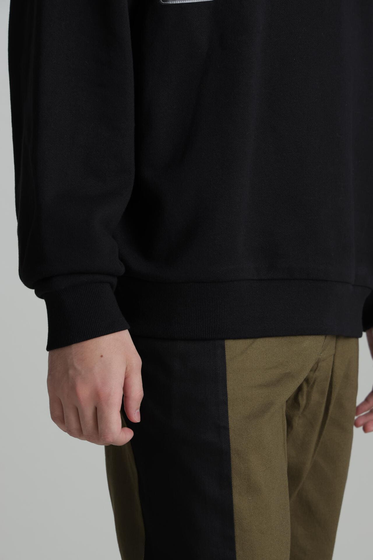 c09686f0-87f4-5494-bb07-88a0592e26f0_Image