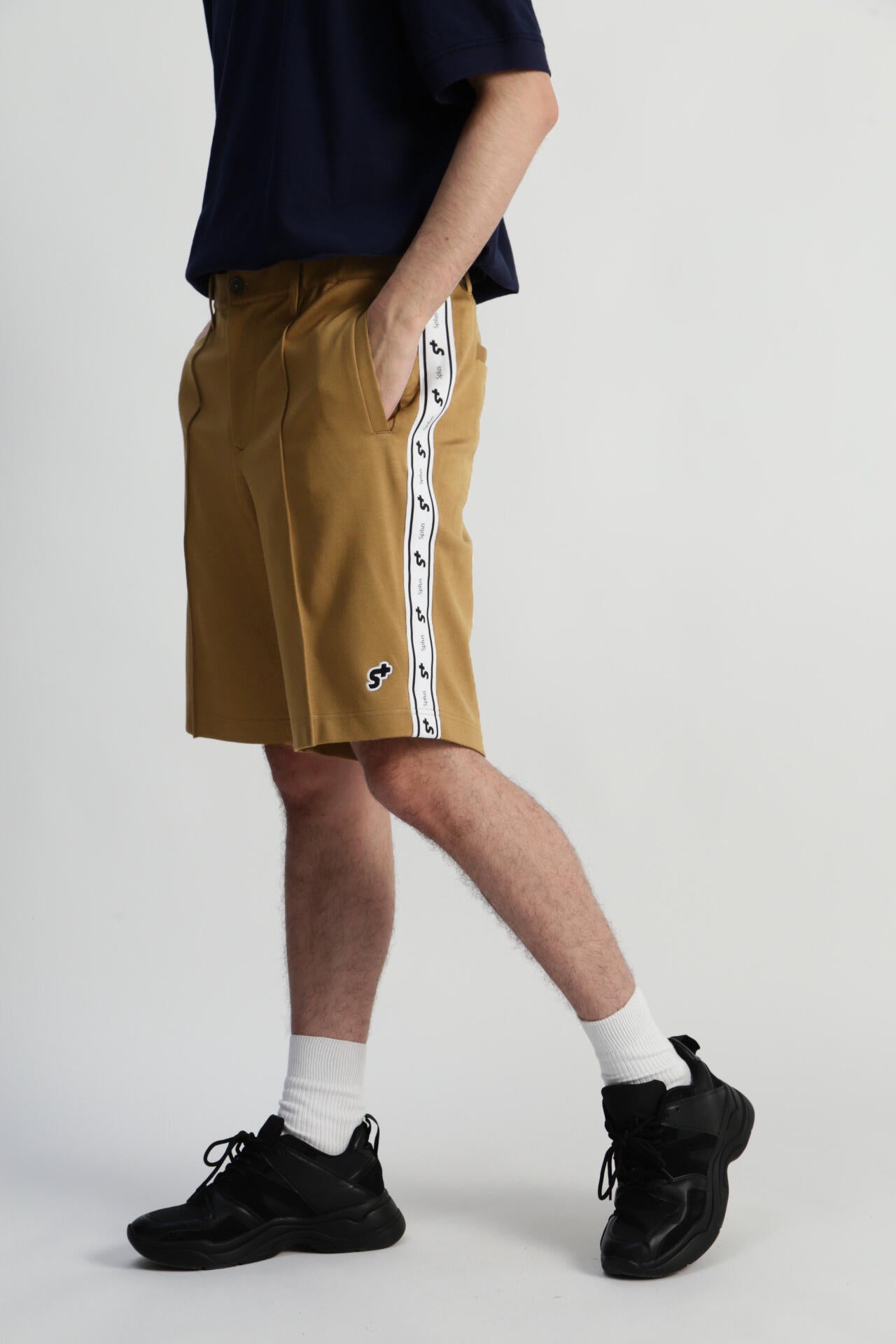 62895c1f-639f-5e62-b73a-0f68ed979609_Image