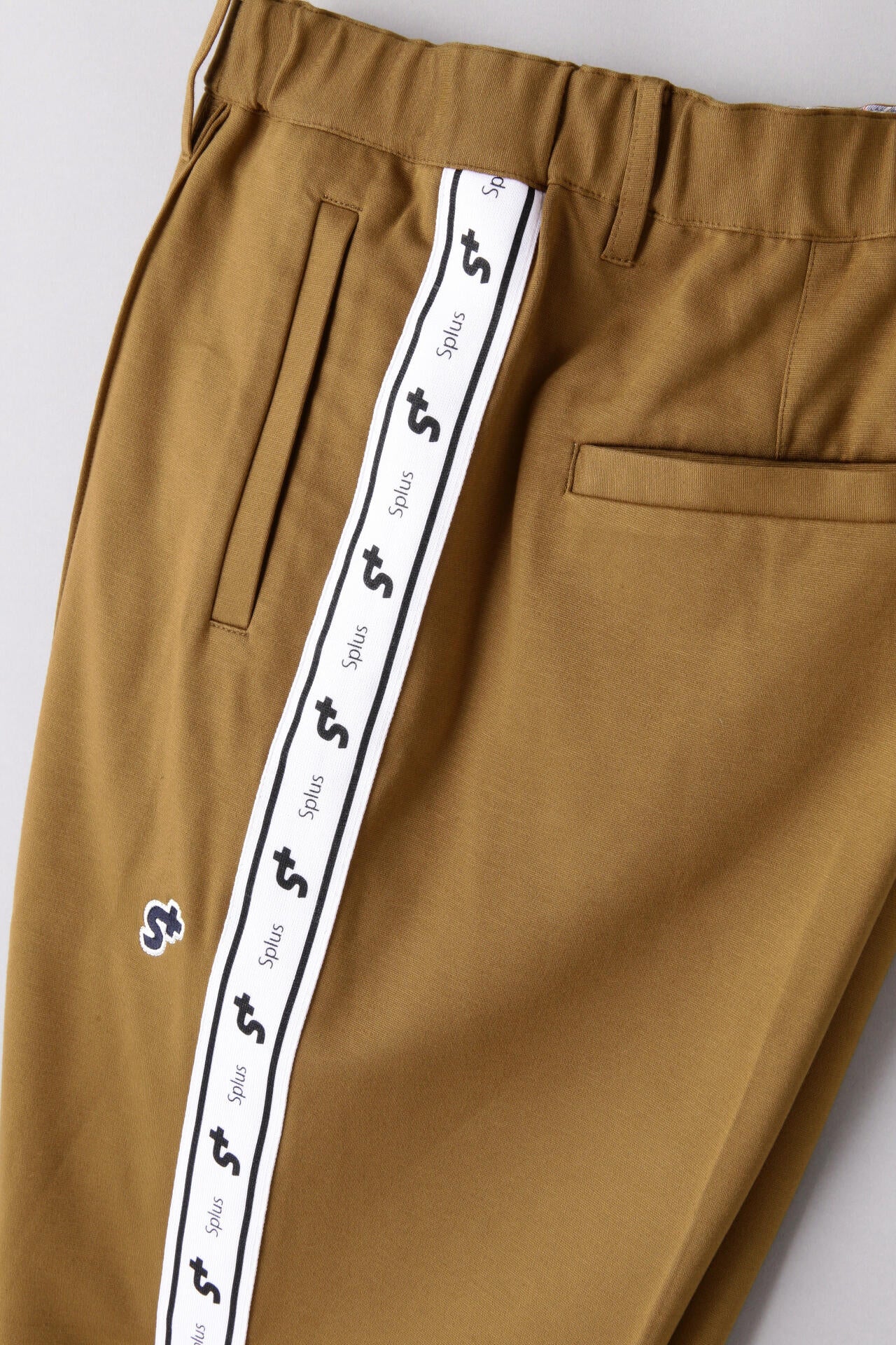 4c6e5dd3-eba0-5379-ac5c-47aa9ec01eae_Image