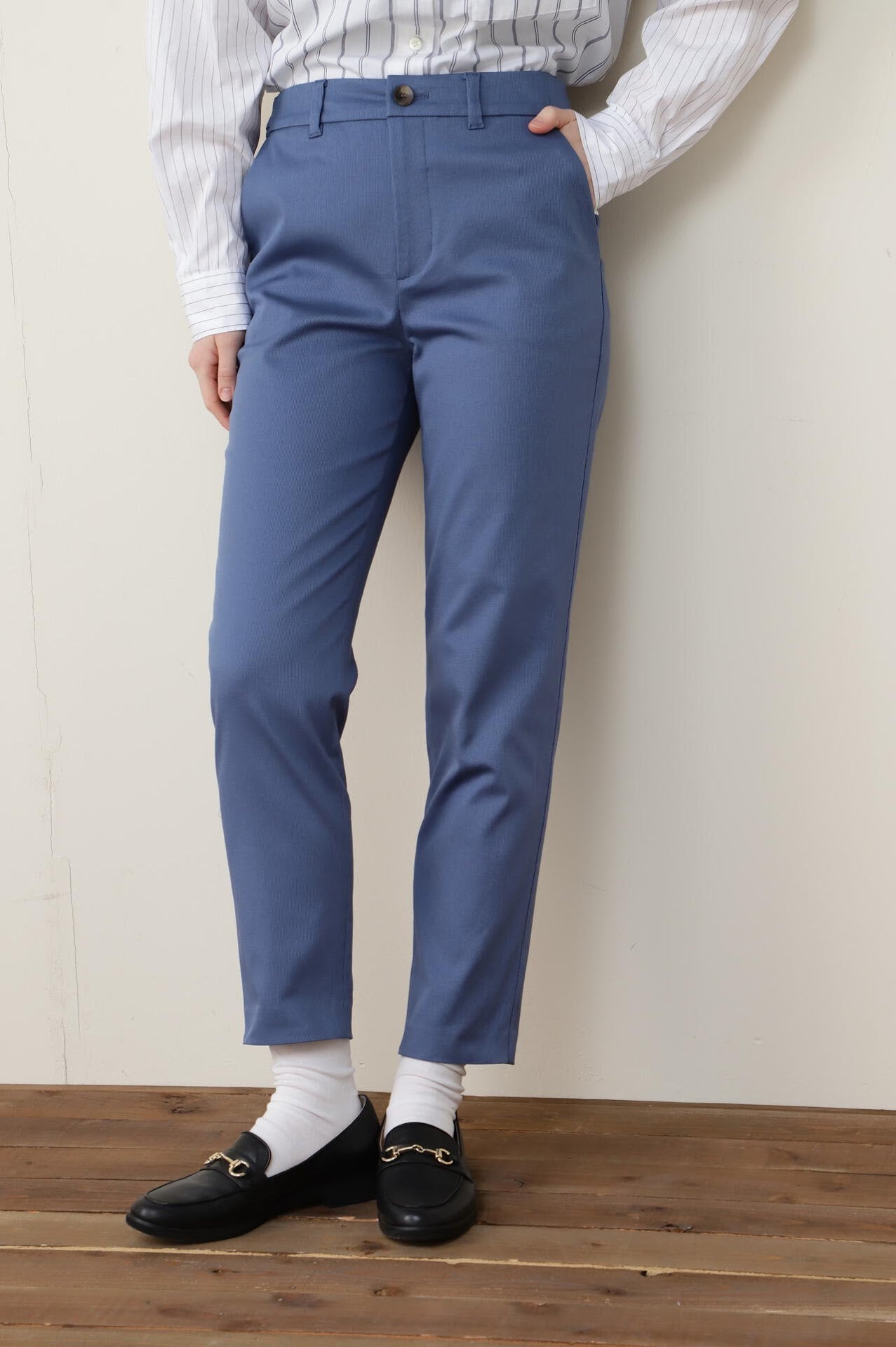 ピケストレッチテーパードパンツ