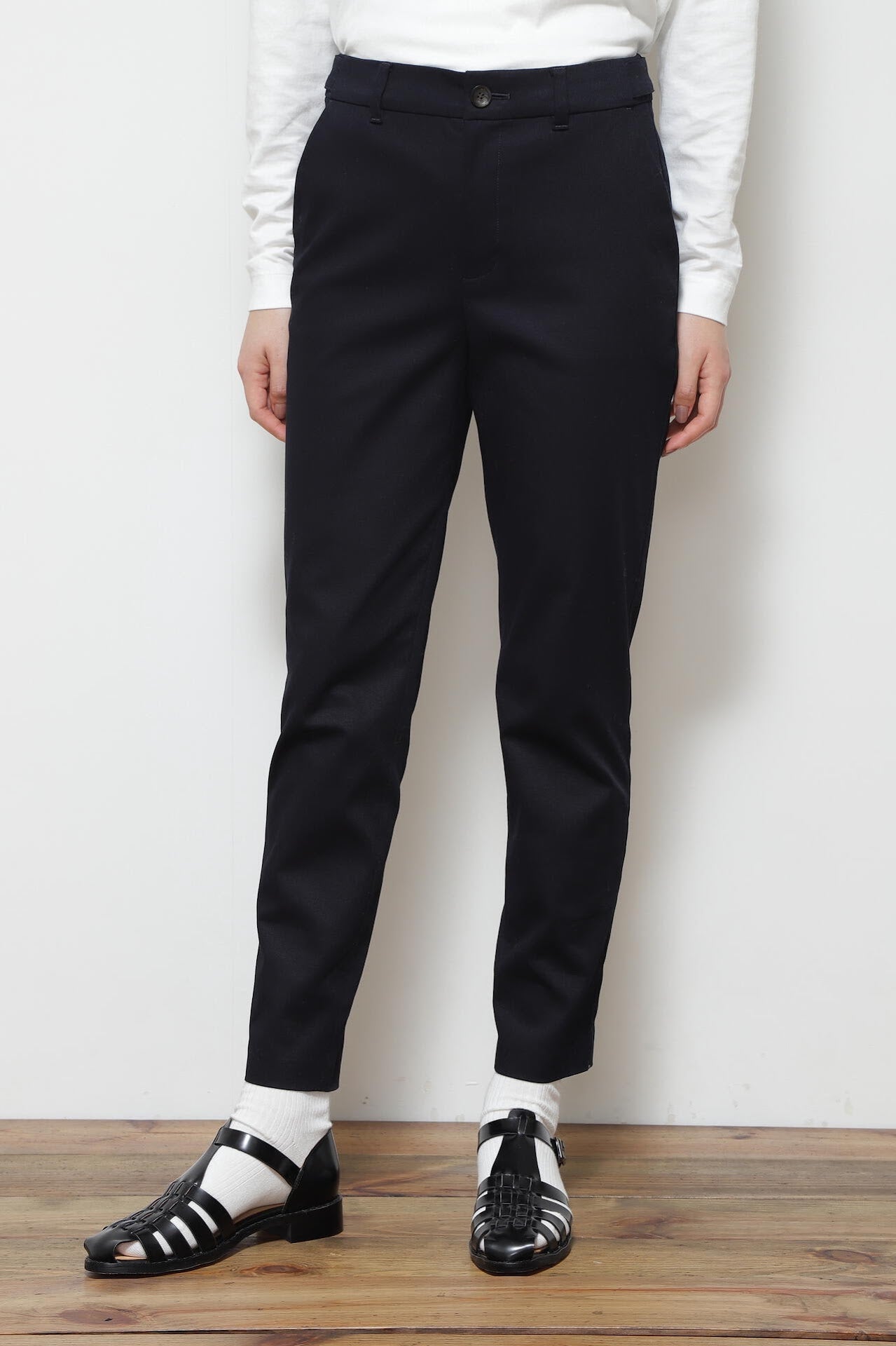 ピケストレッチテーパードパンツ