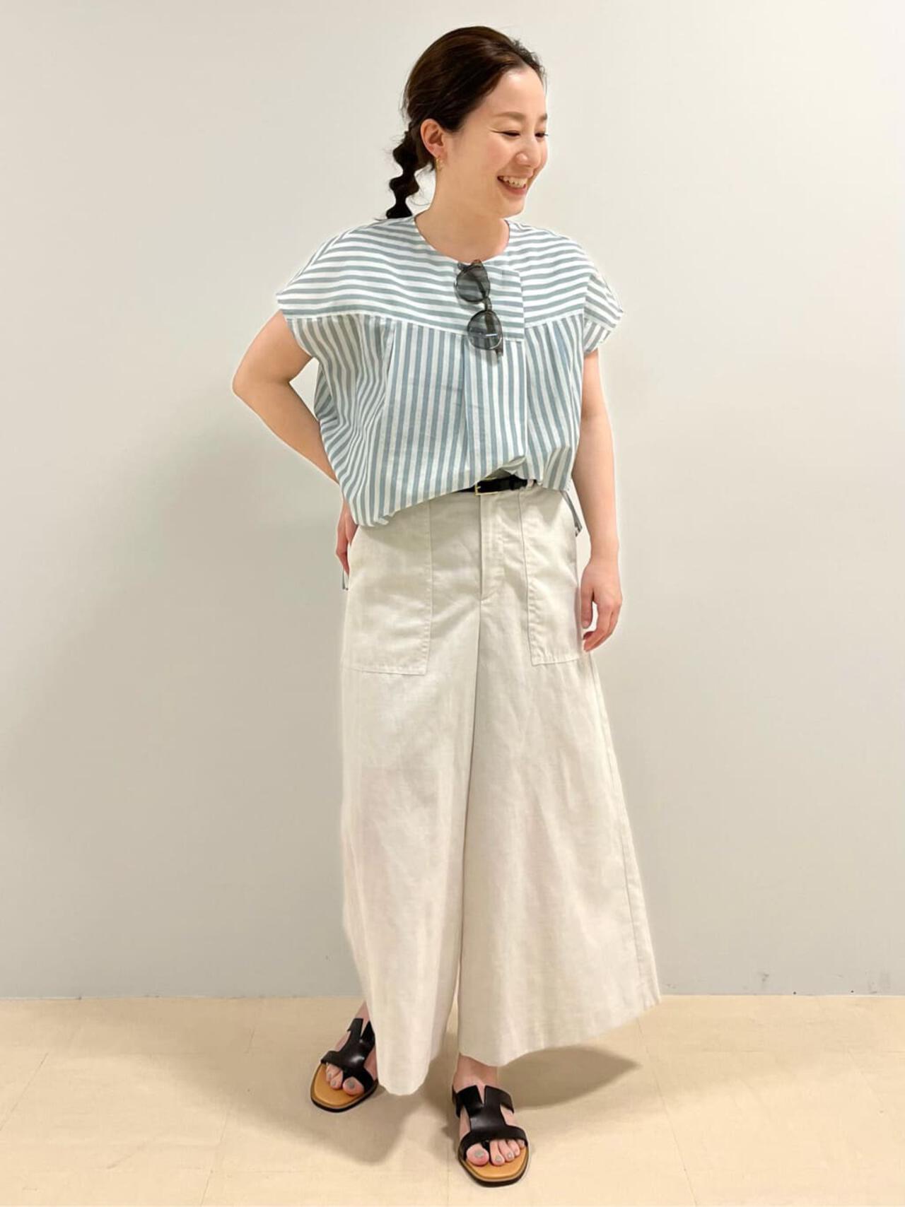 ベイカー風セミワイドパンツ