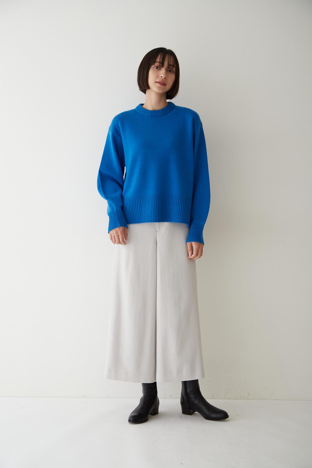 セミ梳毛ツイルパンツ（オフィシャルサイト限定”丈長めあり”）
