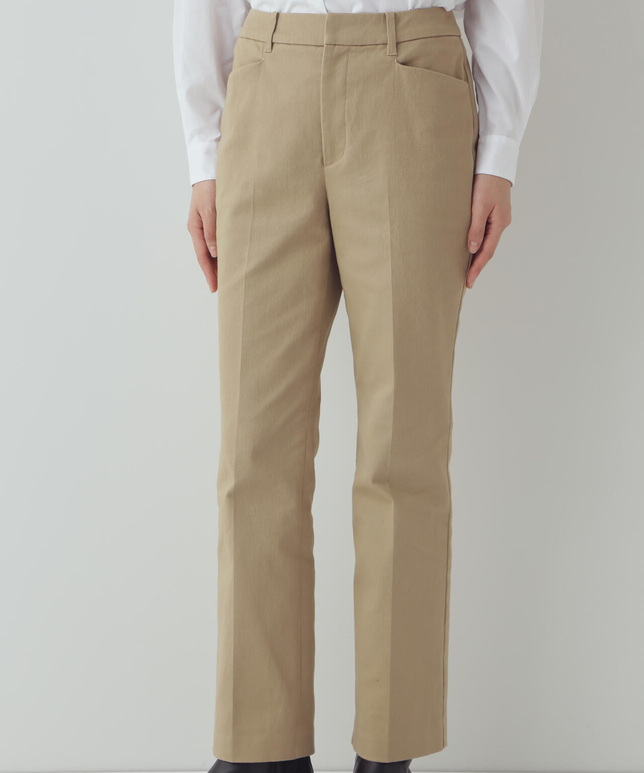 【WEB限定サイズ】スッキリ細身フレアパンツ