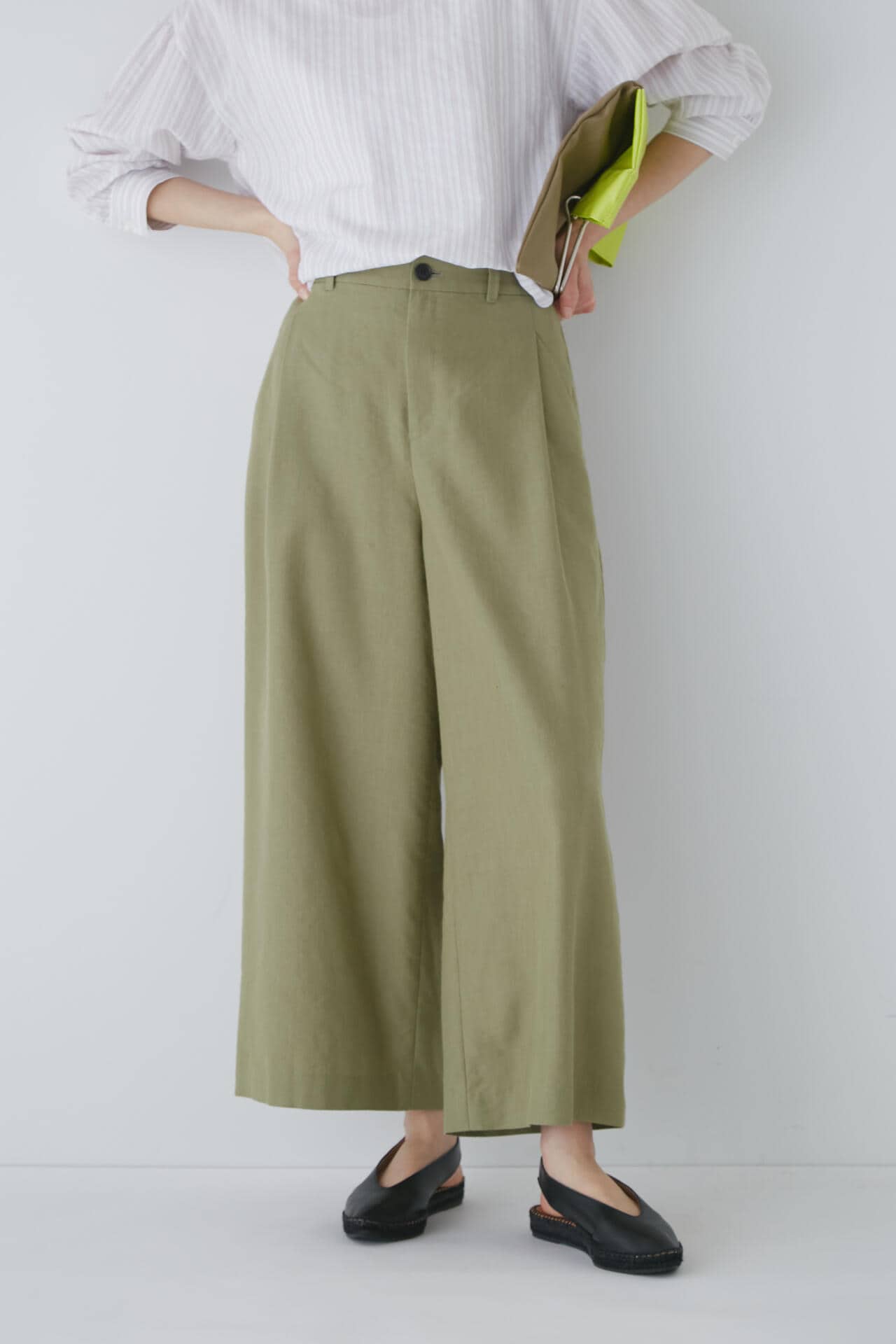 5a235526-9801-52fe-b953-daf99461ddfc_Image