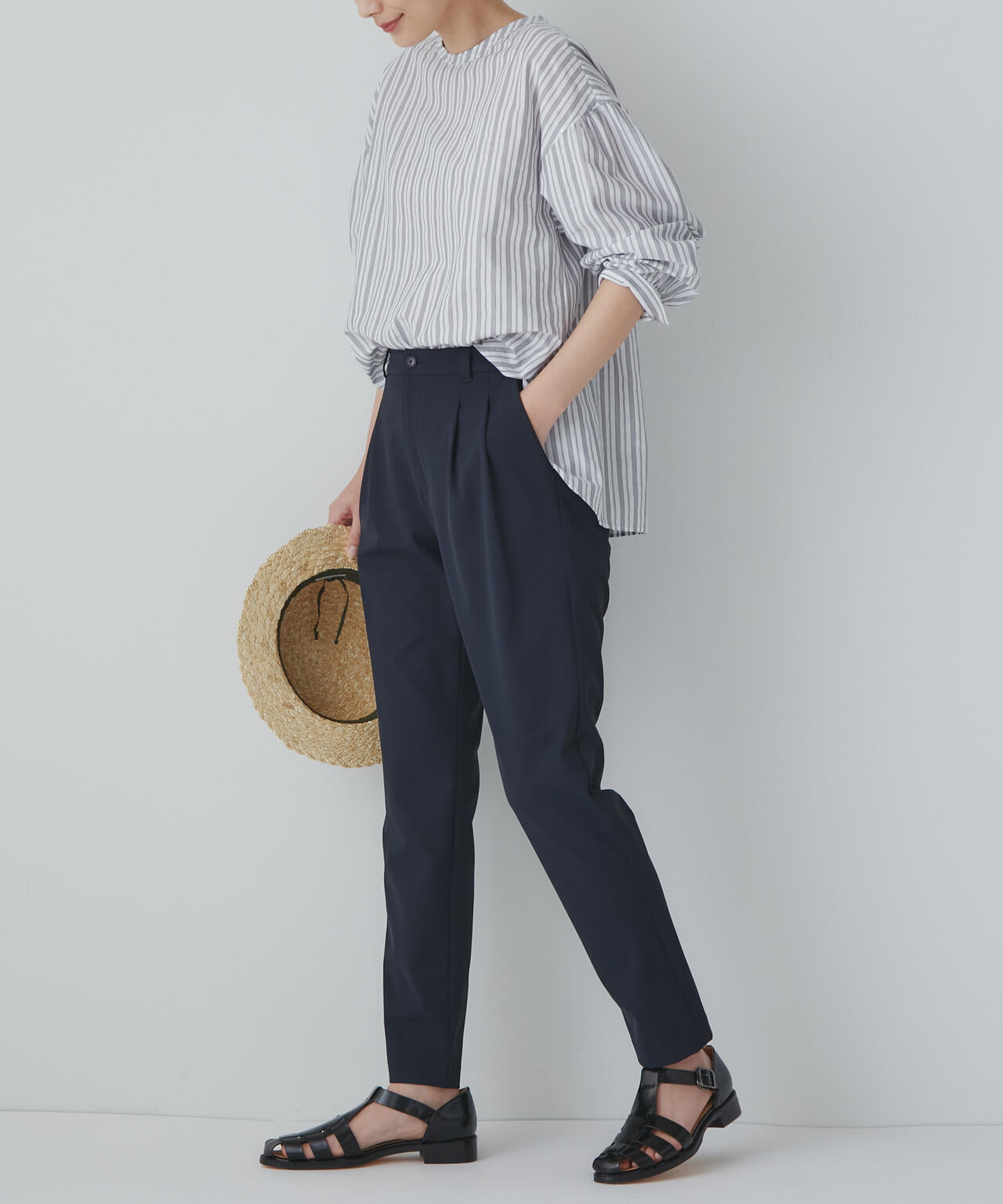 【WEB限定サイズ】２ＷＡＹスリムテーパードパンツ