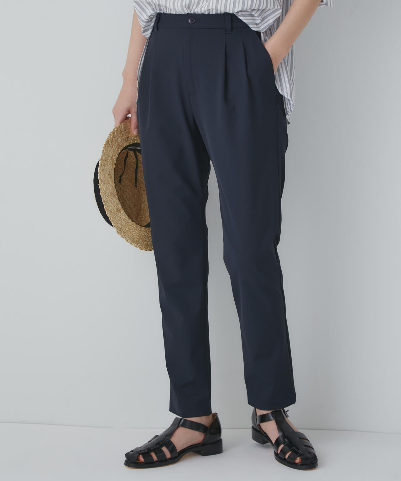 【WEB限定サイズ】２ＷＡＹスリムテーパードパンツ